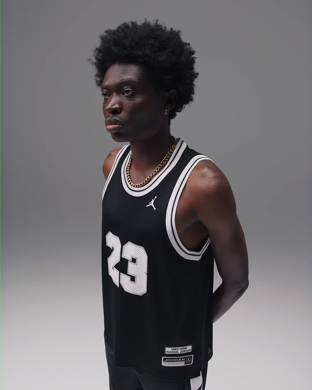 Mens Jordan Essentials Summer Jersey | HF9375-100 Product Image