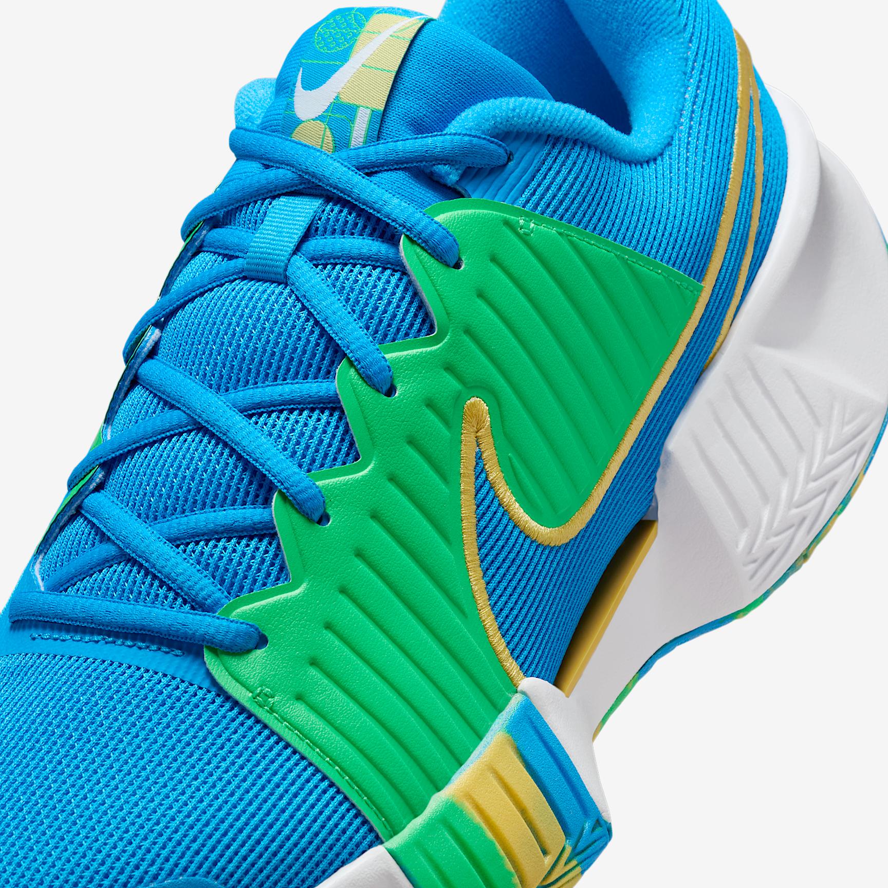 Nike Mens Zoom Challenge Pickleball Shoes | FQ4154-401 Product Image