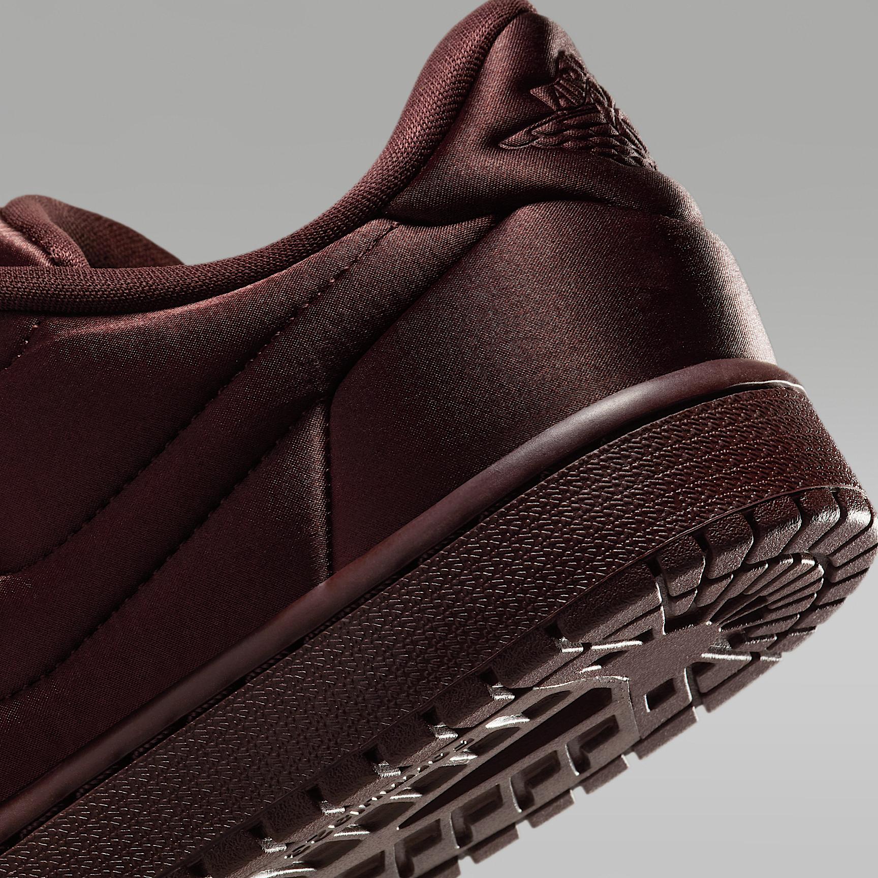 Air Jordan 1 Low Method of Make Women's Shoes Product Image