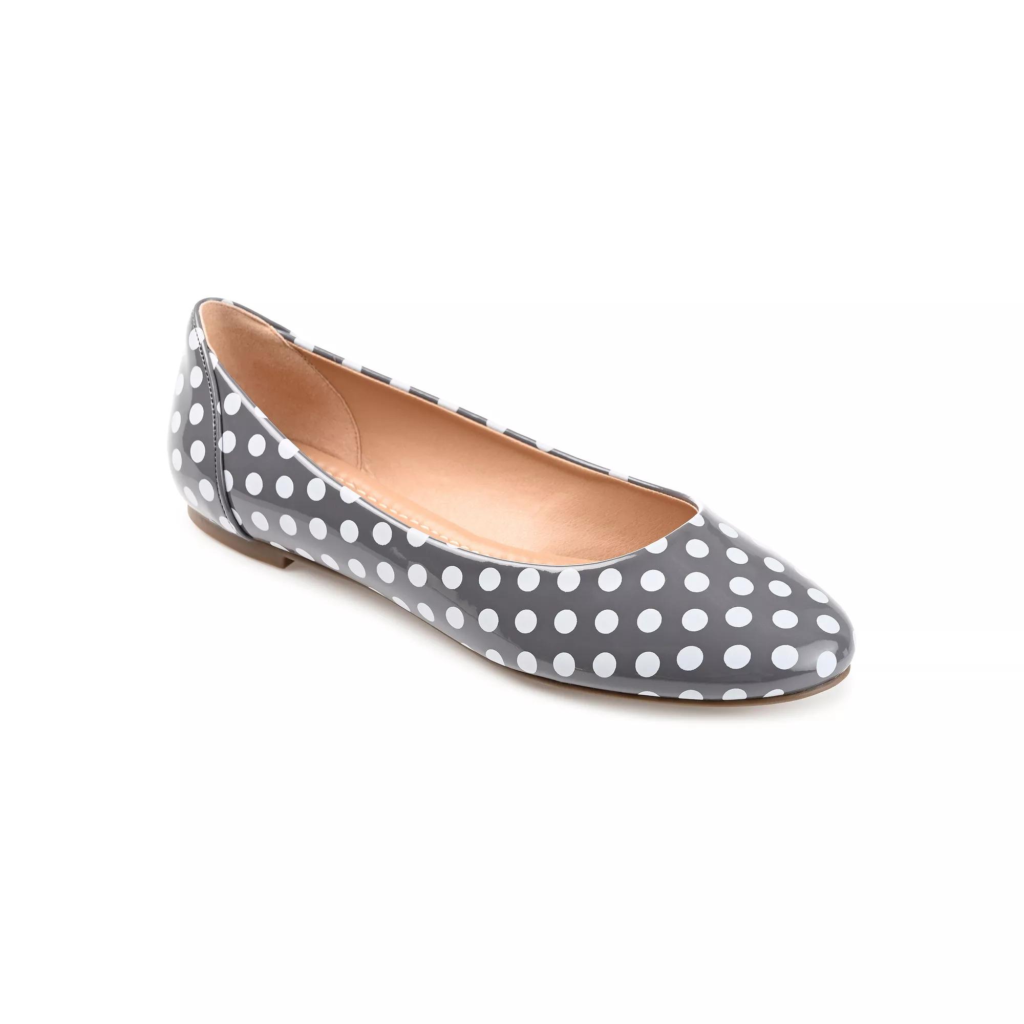 Journee Carrie Women's Mary Jane Flats,  Product Image