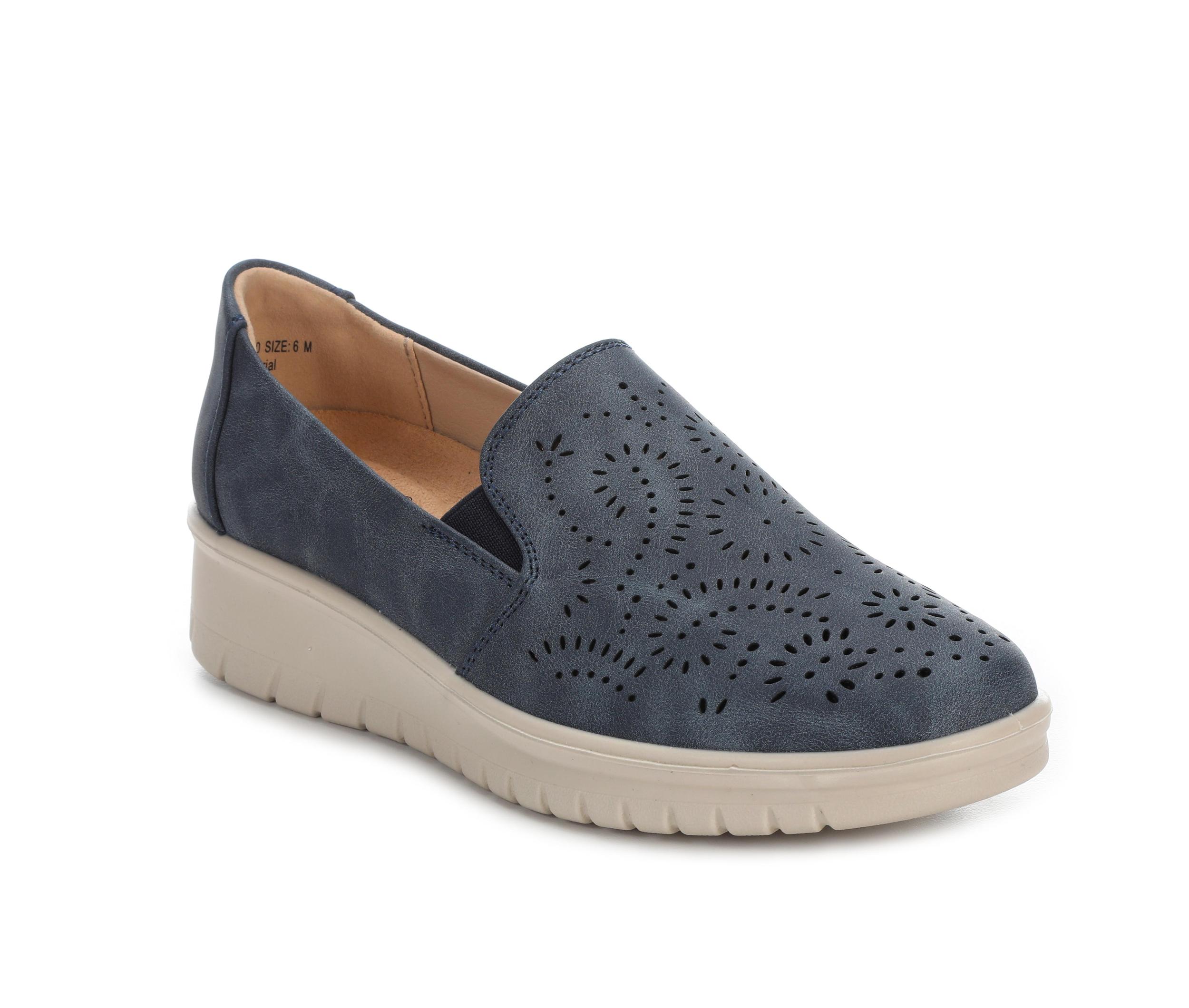 Women's Easy Street Ying Ying Slip-On Wedge Shoes Product Image