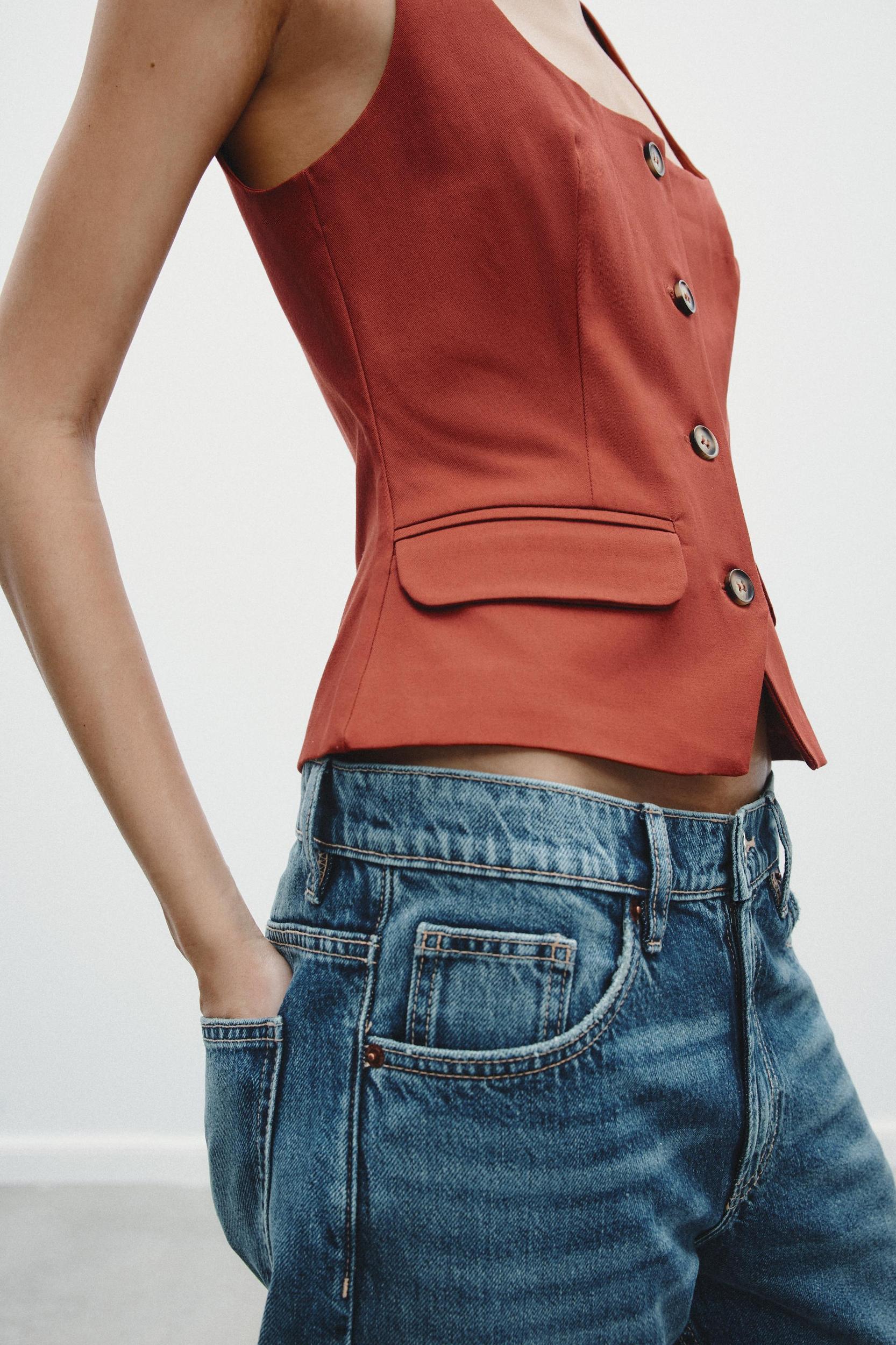 BUTTONED TOP Product Image