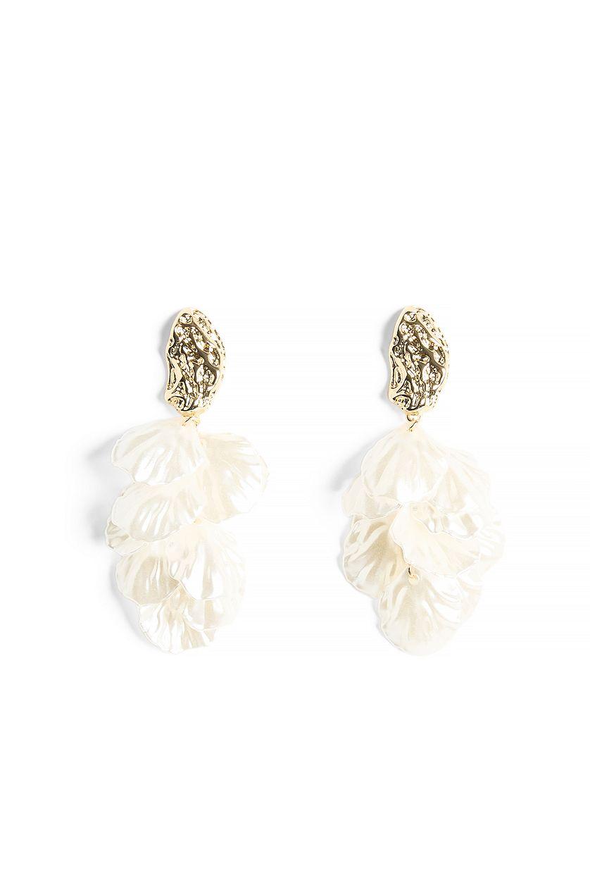 Petal Earrings Product Image