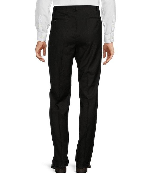 Roundtree & Yorke TravelSmart Luxury Gabardine Ultimate Comfort Classic Fit Non-Iron Pleated-Front Dress Pants Product Image