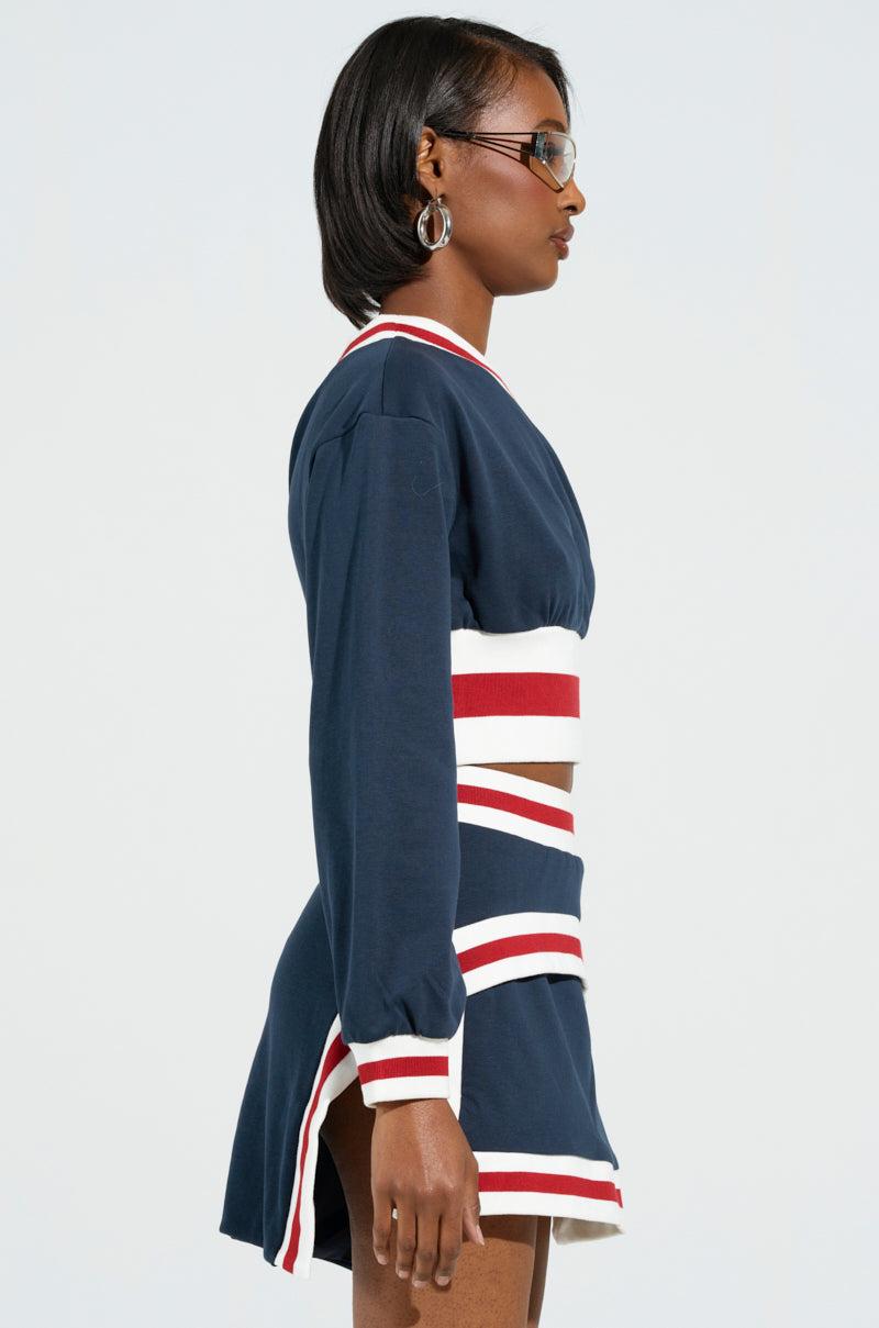 MAEVE OFF THE SHOULDER CROPPED SWETSHIRT IN NAVY Product Image