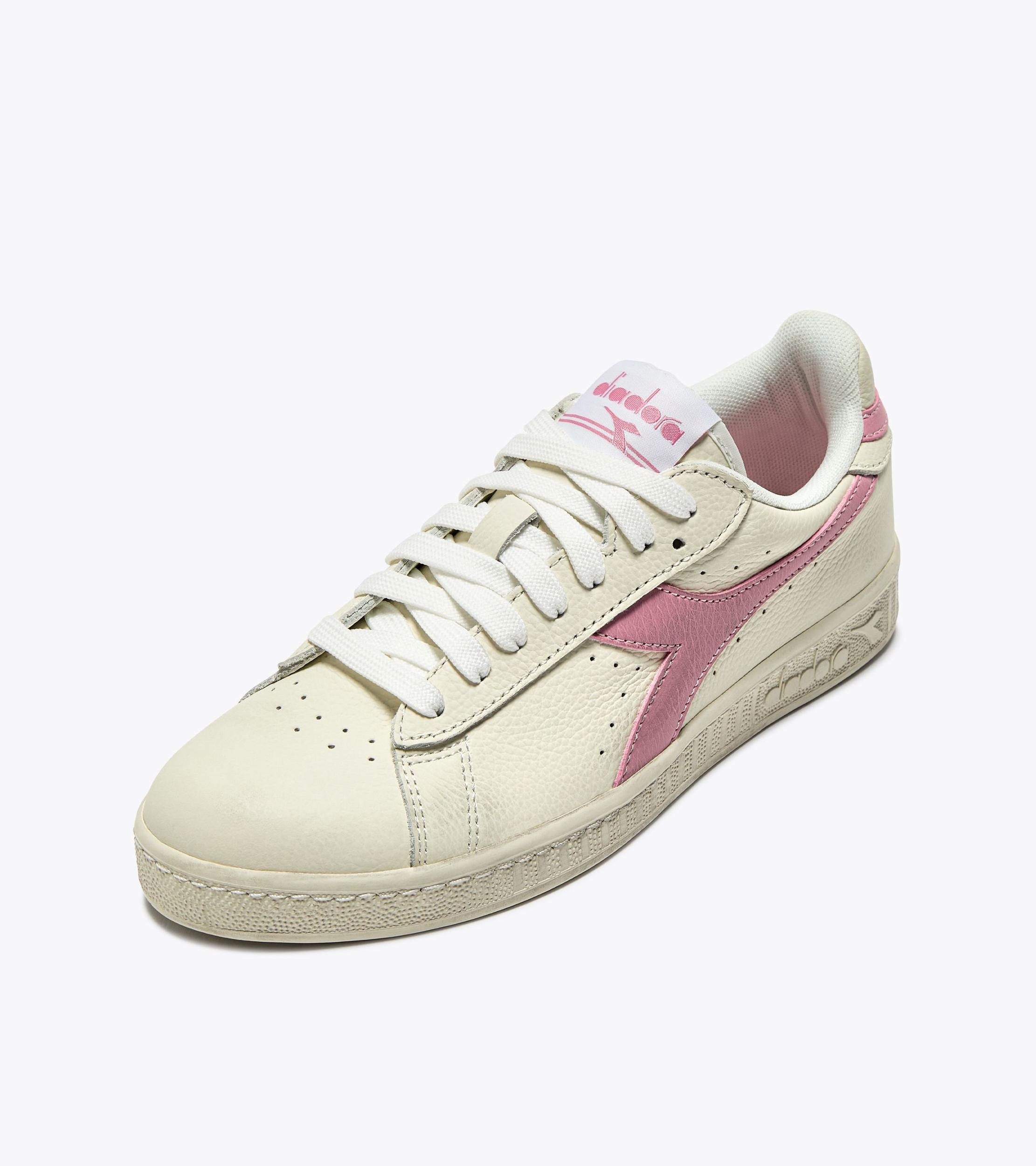 GAME L LOW WAXED Product Image