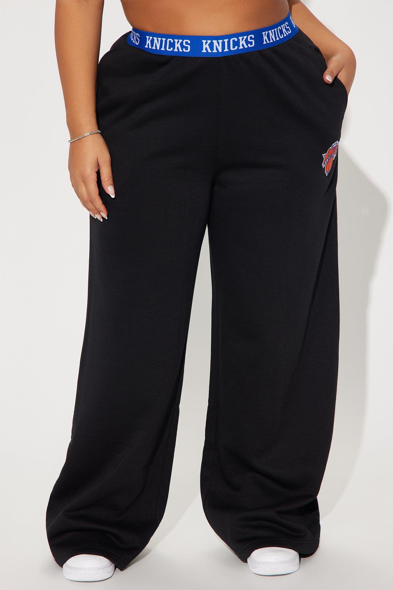Knicks Free Throw Wide Leg Pant - Black Female Product Image