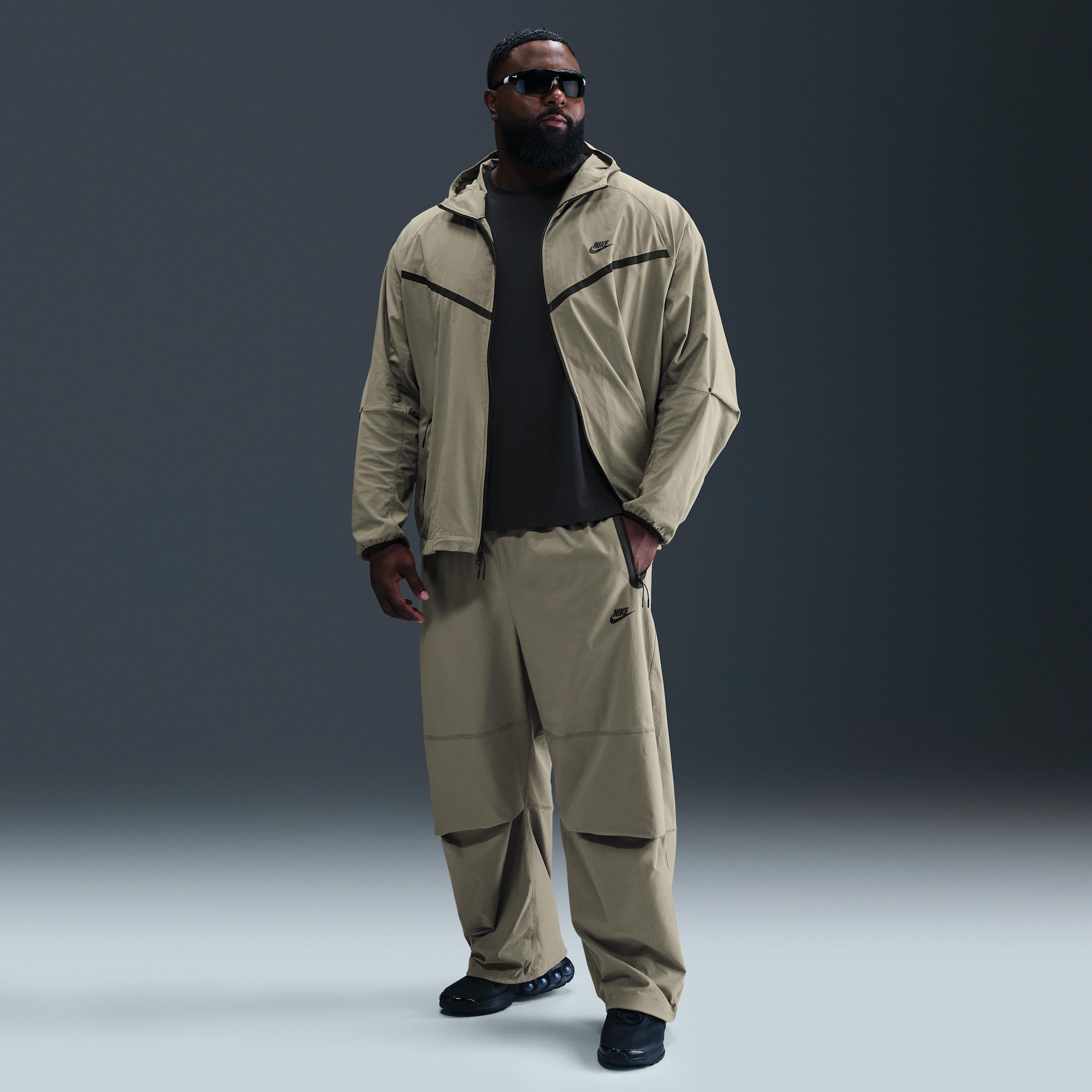 Nike Men's Tech Woven Oversized Pants Product Image