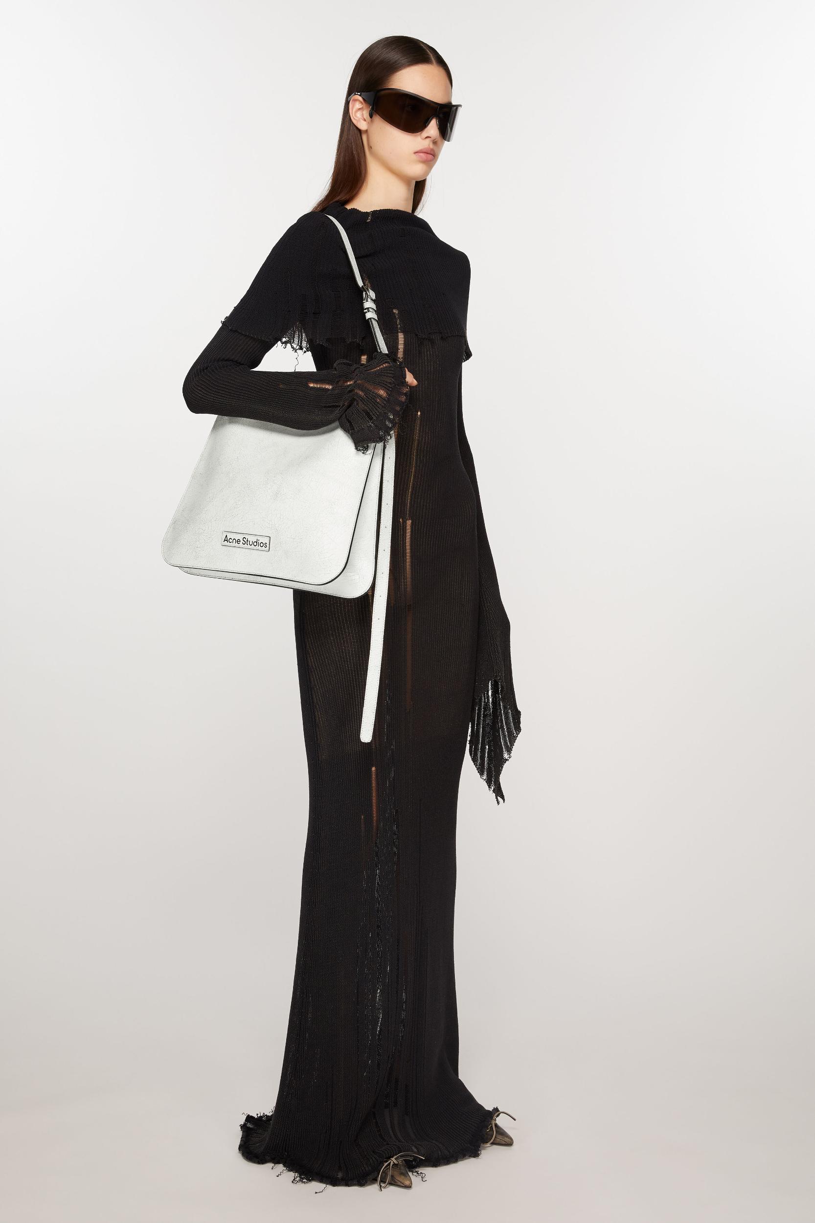 Platt shoulder bag Product Image