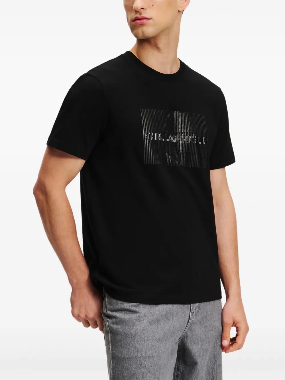 x On Active Short-Sleeve T-Shirt Product Image