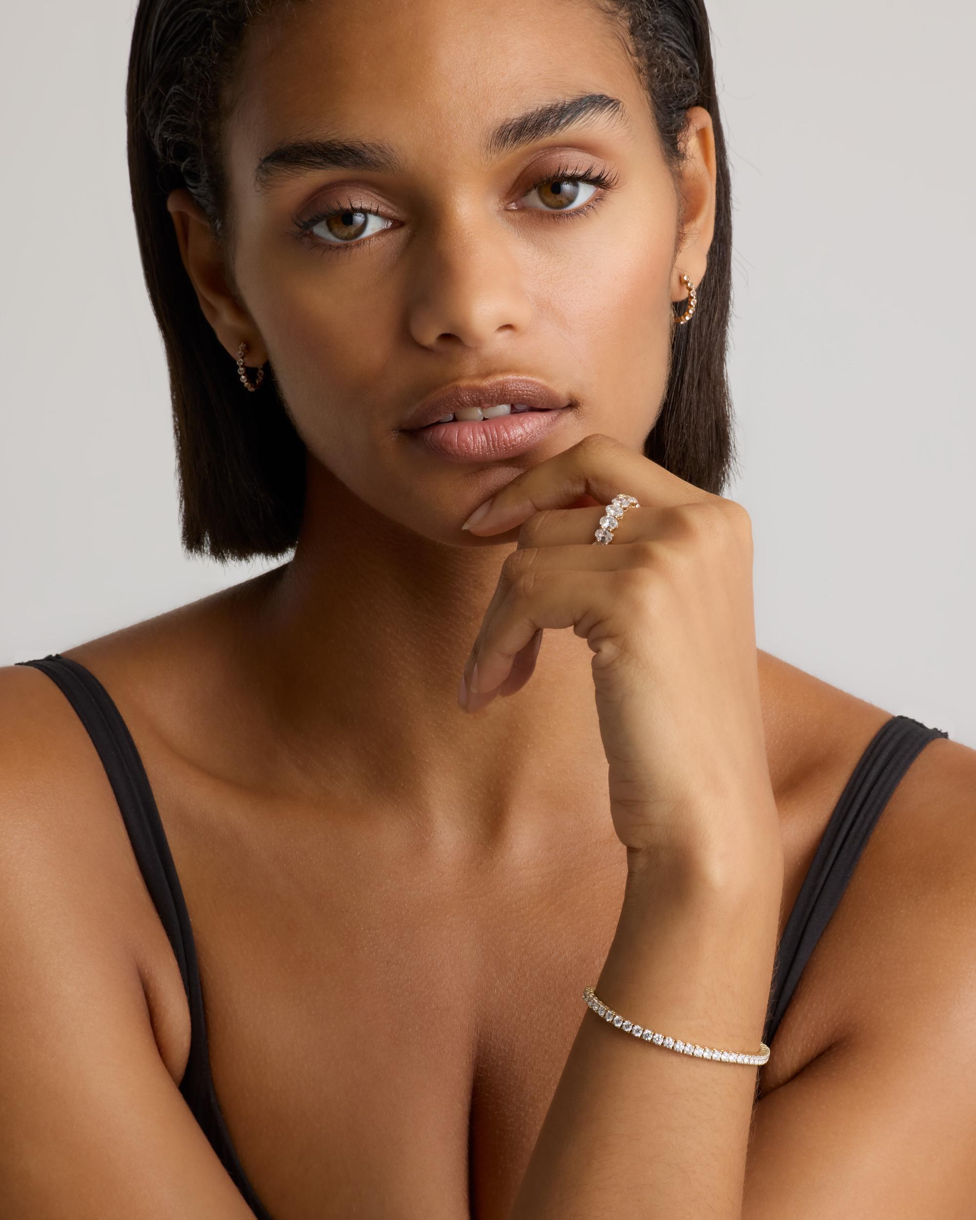 Quince | Women's Lab Grown Diamond Oval Eternity Band Rings Product Image