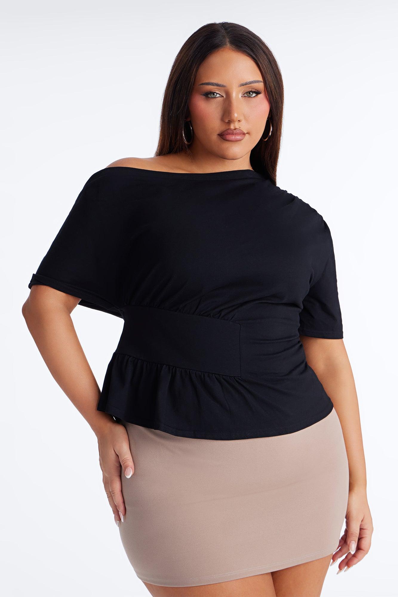 Brooklyn Ruched Off Shoulder Short Sleeve T-Shirt - Black Female Product Image