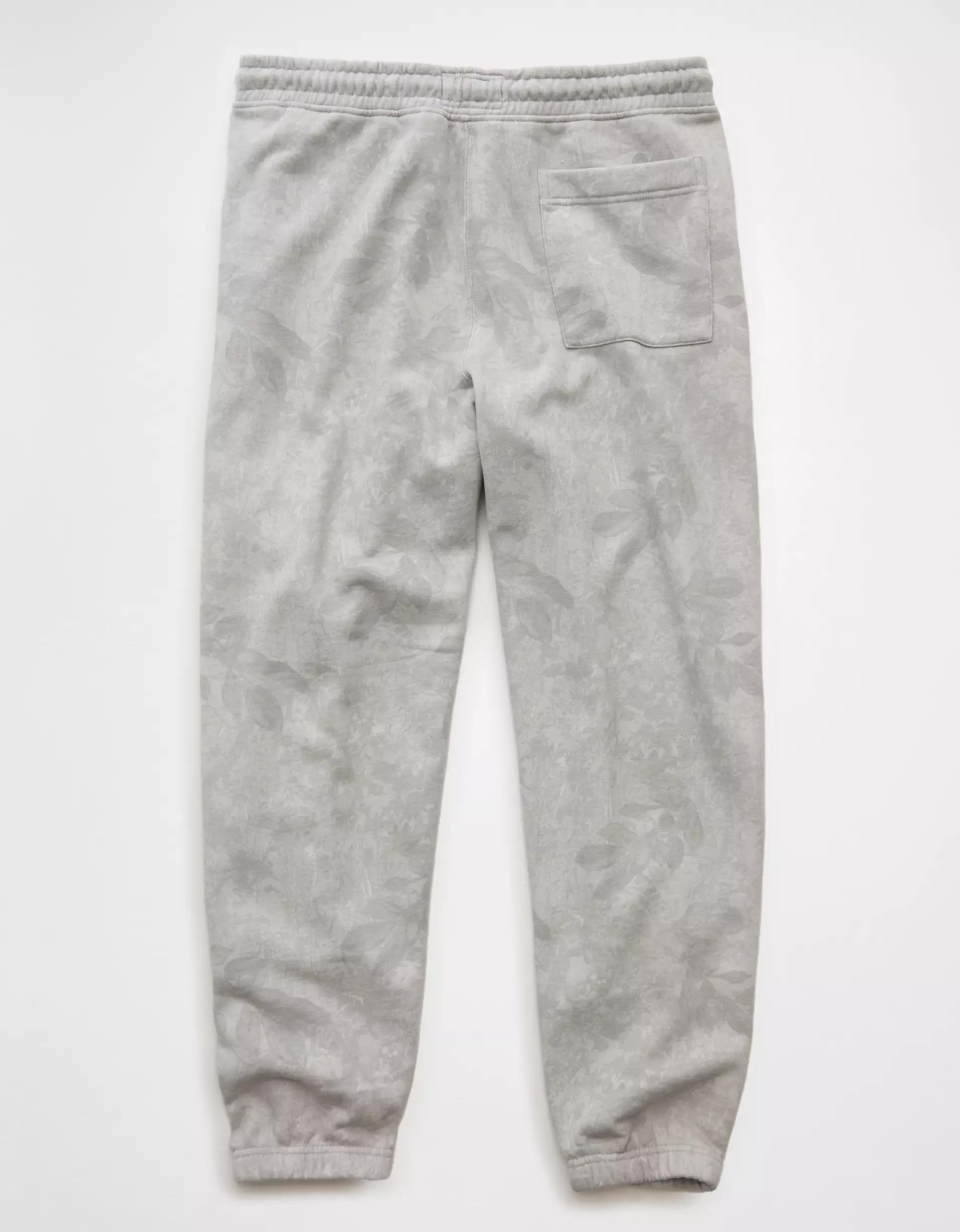 AE Laidback Luxe Heavyweight Sweatpant Product Image