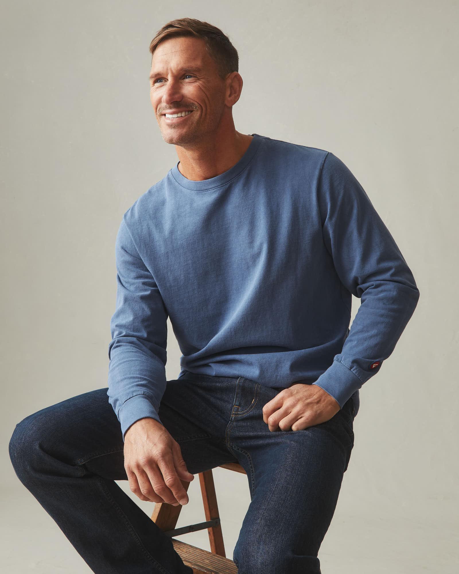 Men's Vintage Crew Long Sleeve Tee - Washed Blue Jean Product Image