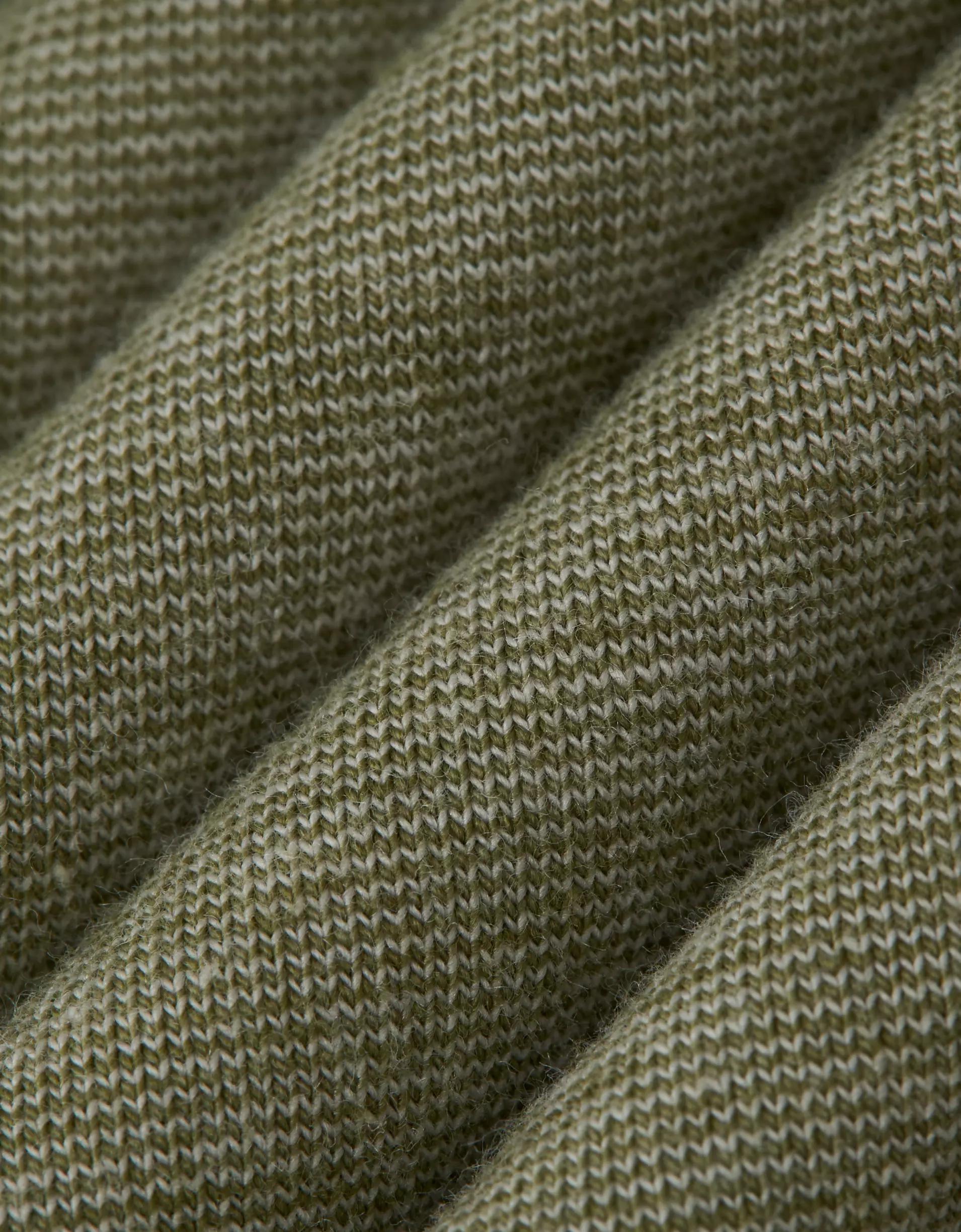 AE 24/7 Club T-Shirt Product Image