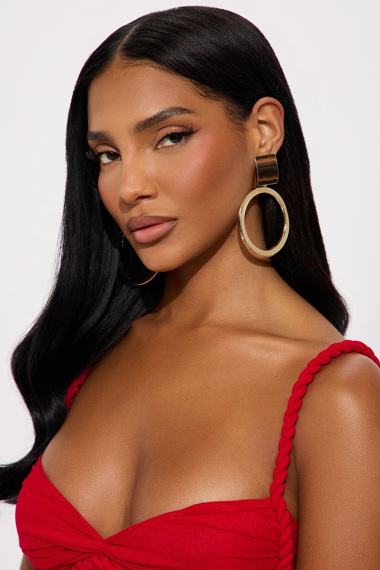 Gilded Essence Statement Drop Earrings - Gold Product Image