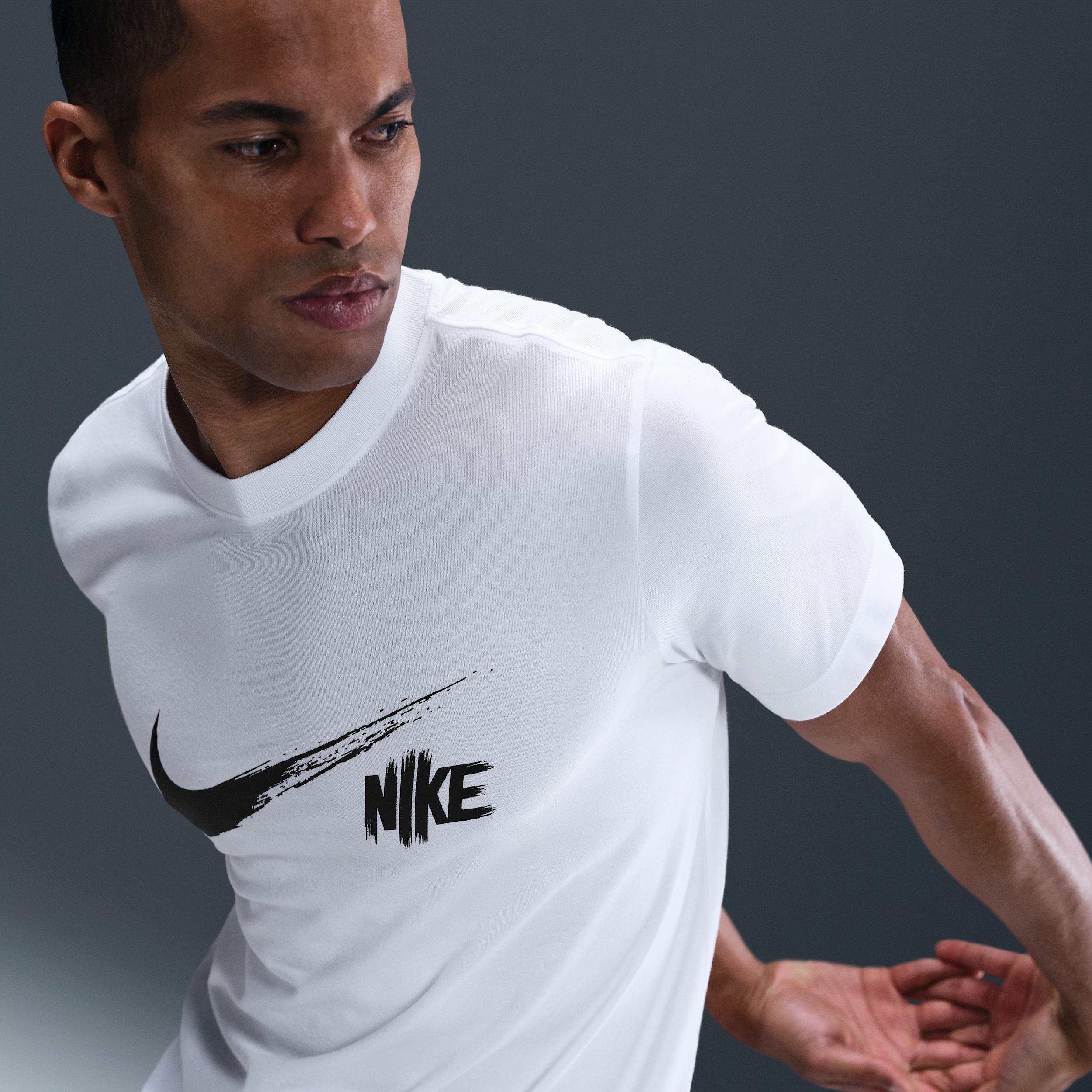 Nike Men's Dri-FIT Training T-Shirt Product Image