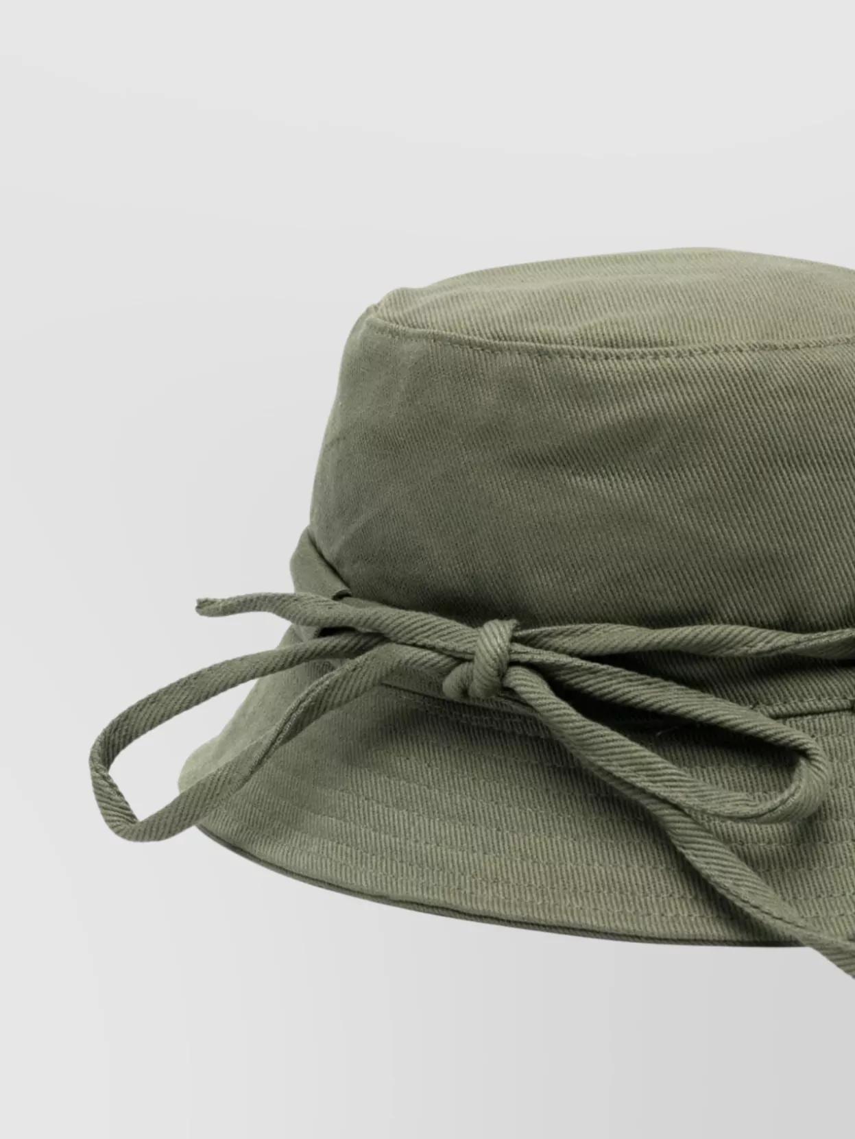 JACQUEMUS Gadjo Bucket Hat Featuring Bow Detailing In Green Product Image