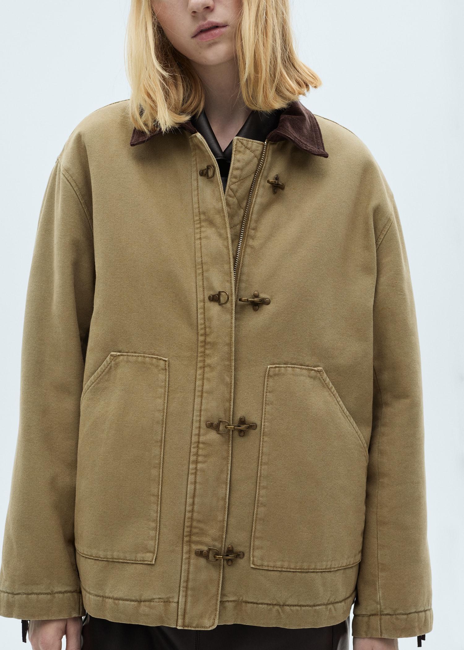 Parka with contrasting collar and pockets - Women | MANGO USA Product Image
