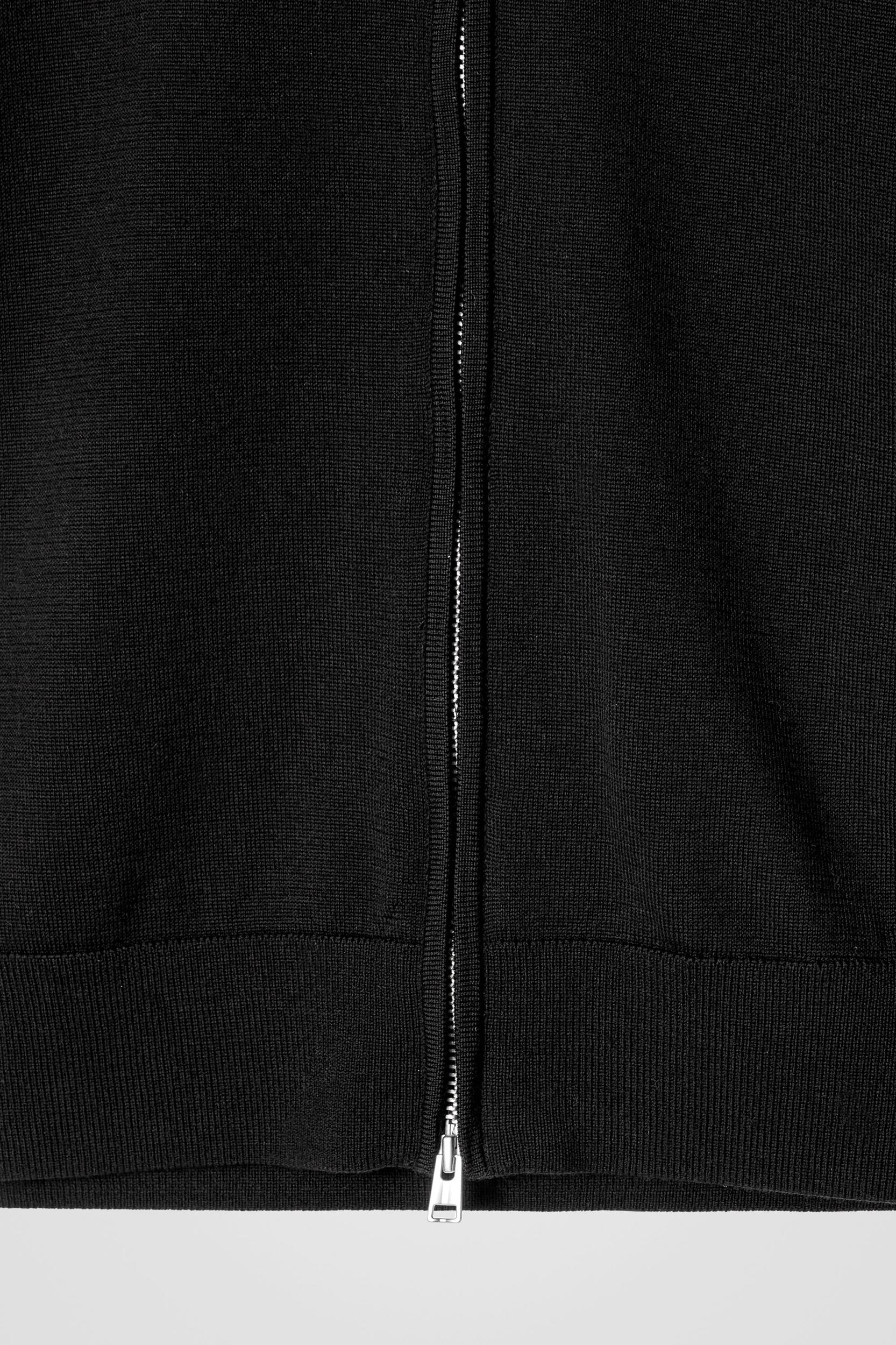 FUNNEL-NECK MERINO WOOL ZIP-UP CARDIGAN Product Image