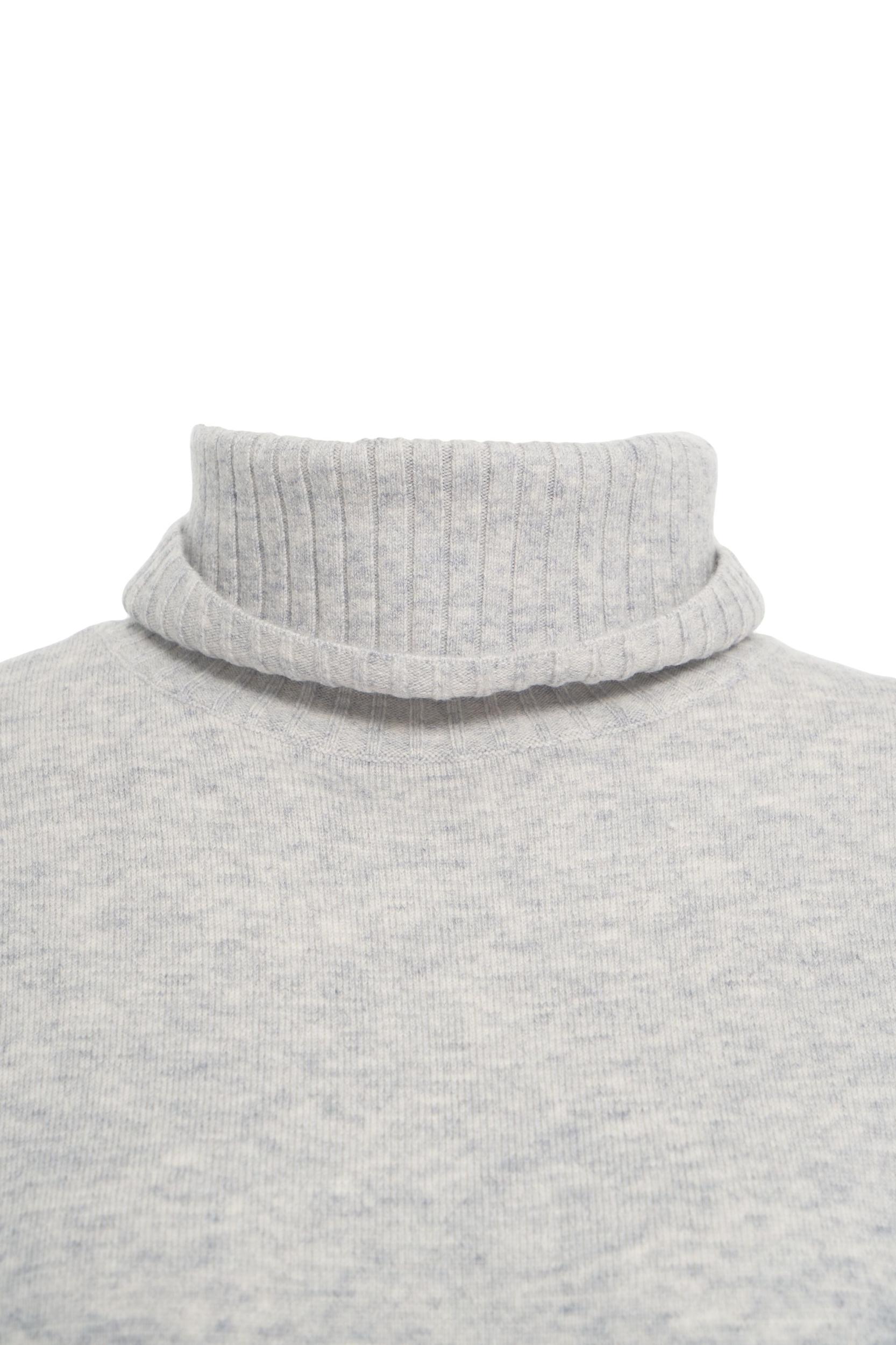 Wool turtleneck sweater Product Image