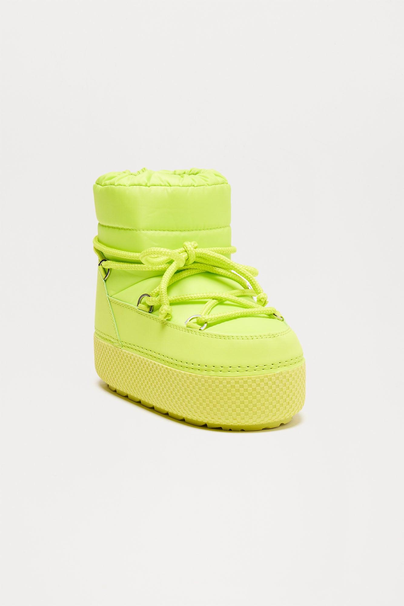 Hit The Snow Platform Booties - Green Product Image