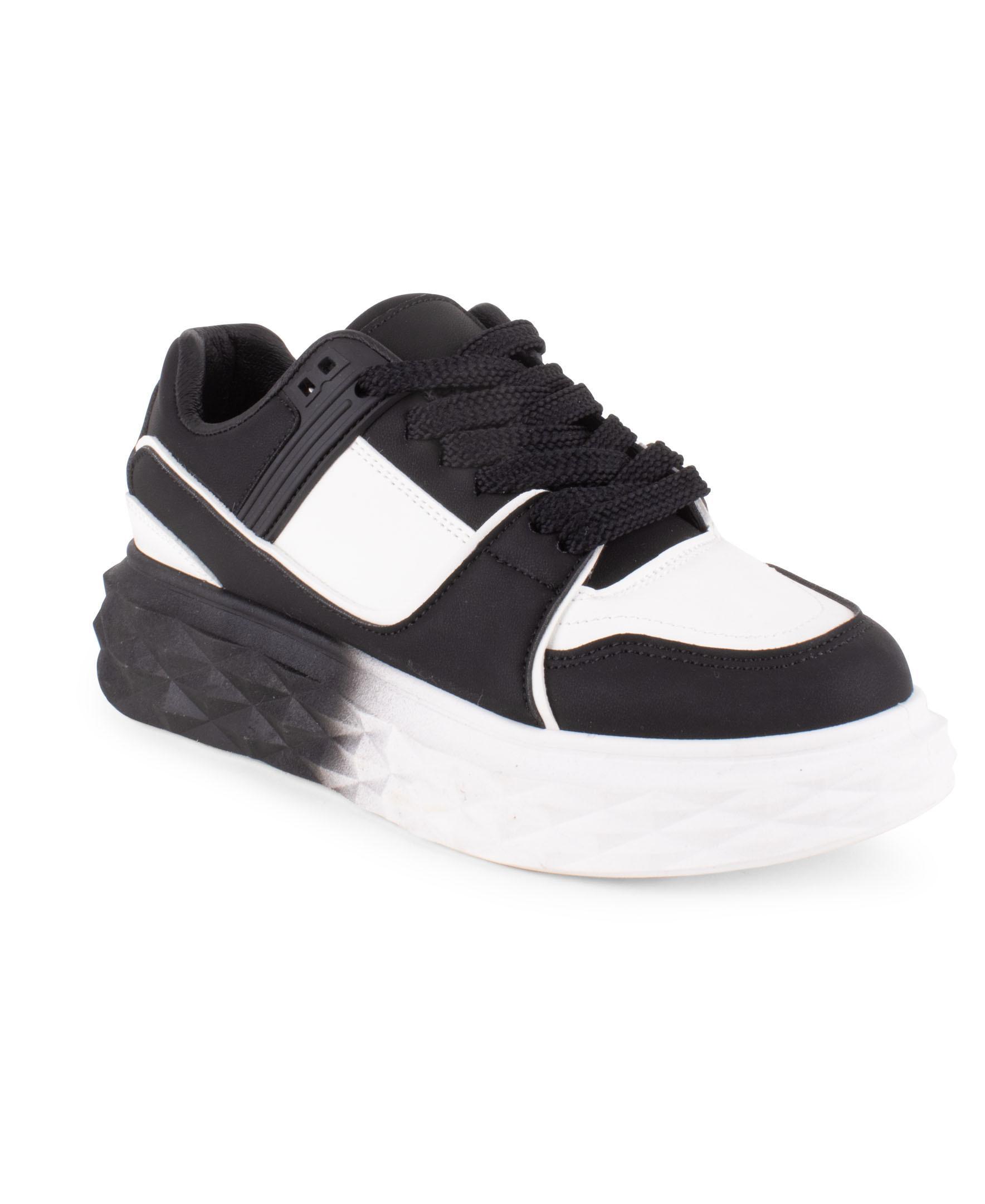 Women's Wanted Jet Platform Sneakers Product Image