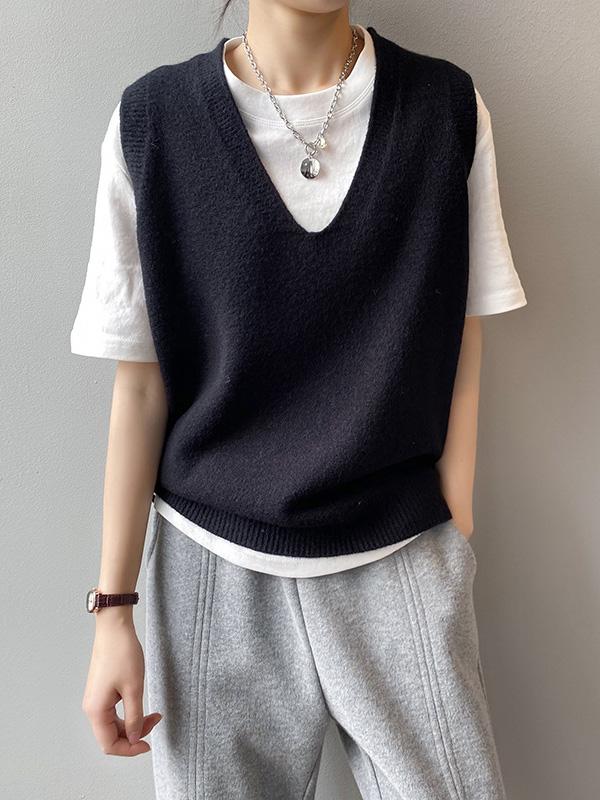 Simple 9 Colors V-Neck Loose Sleeveless Vest Product Image