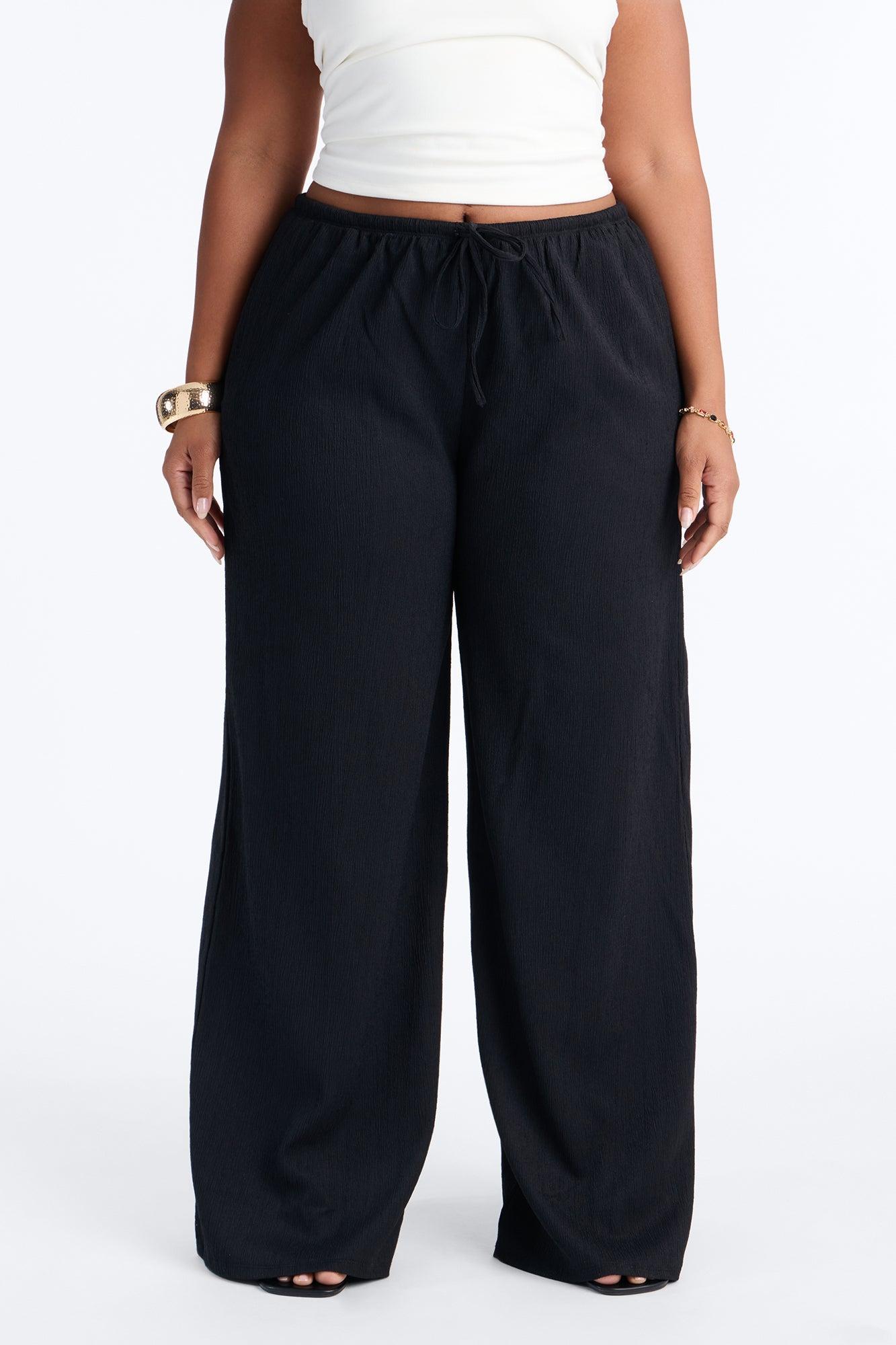 Sadie Low Rise Textured Wide Leg Pant 33″ - Black Female Product Image