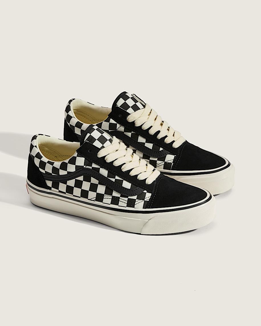 Premium Old Skool Checkerboard Shoe in Black / White| Vans US Product Image
