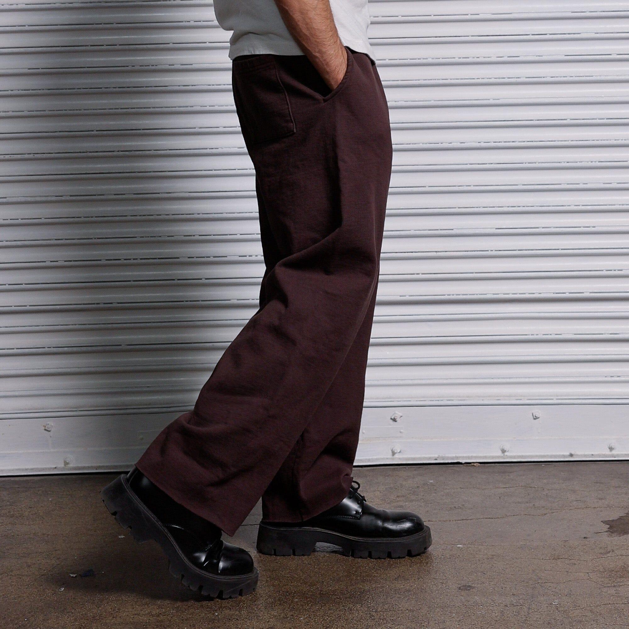 The Ludlow Crop Sweatpants Product Image