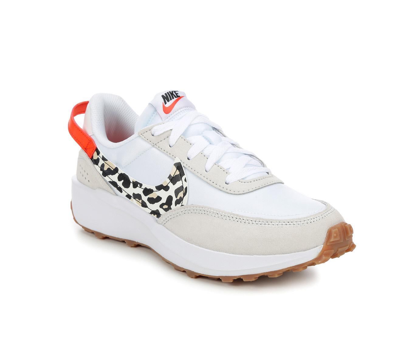 Women's Nike Waffle Debut Sneakers Product Image