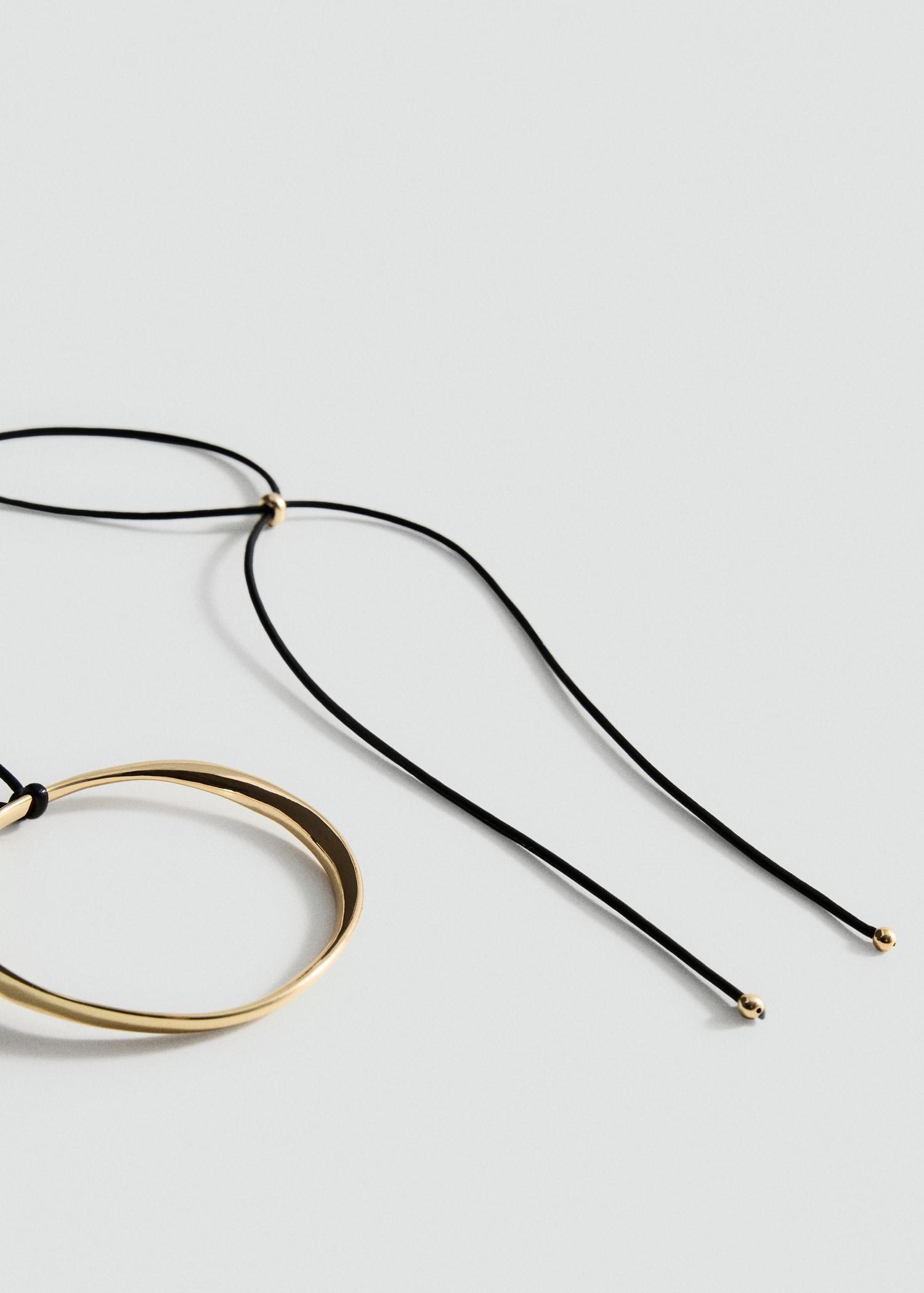 Hoop pendant necklace - Women | MANGO USA Product Image