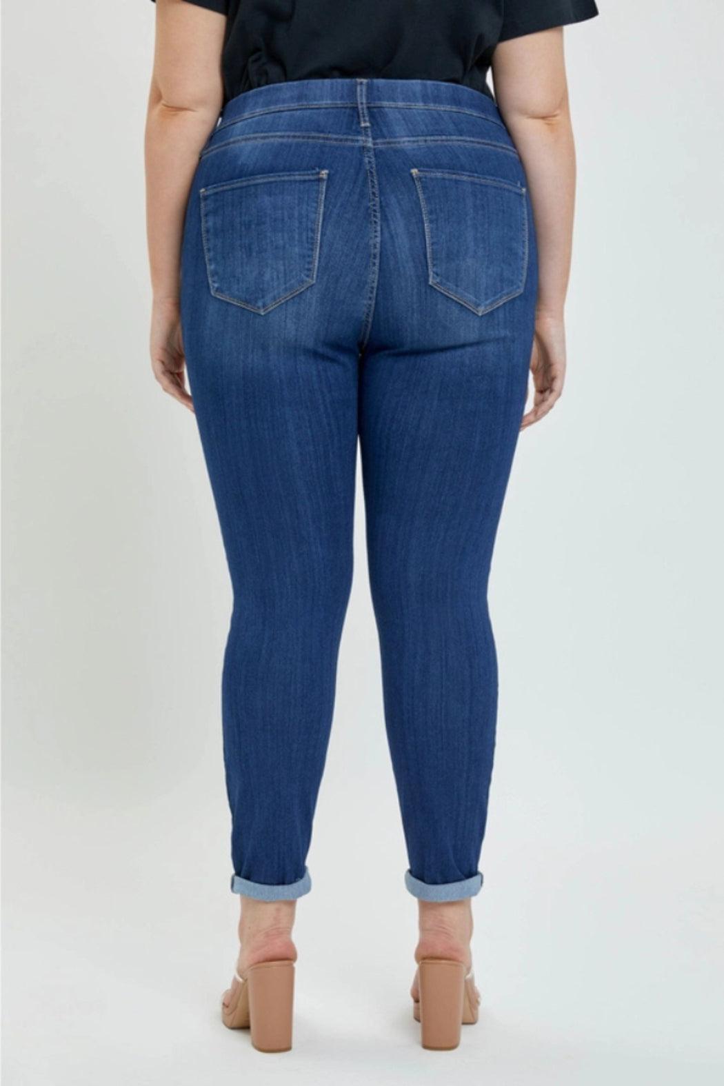 Plus Mid Rise Pull-On Crop Skinny with Rolled Hem Product Image