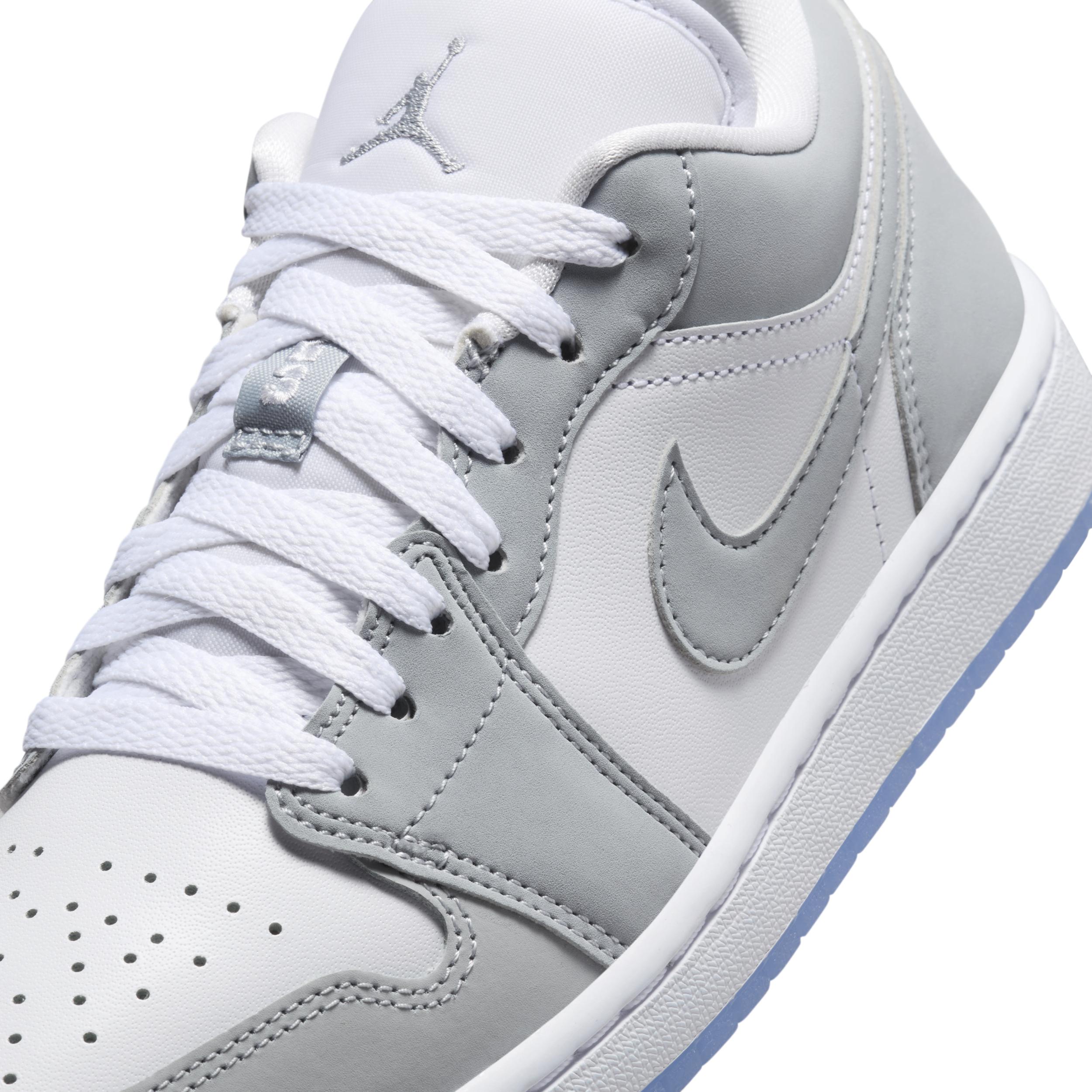 Womens Air Jordan 1 Low Shoes | DC0774-105 Product Image