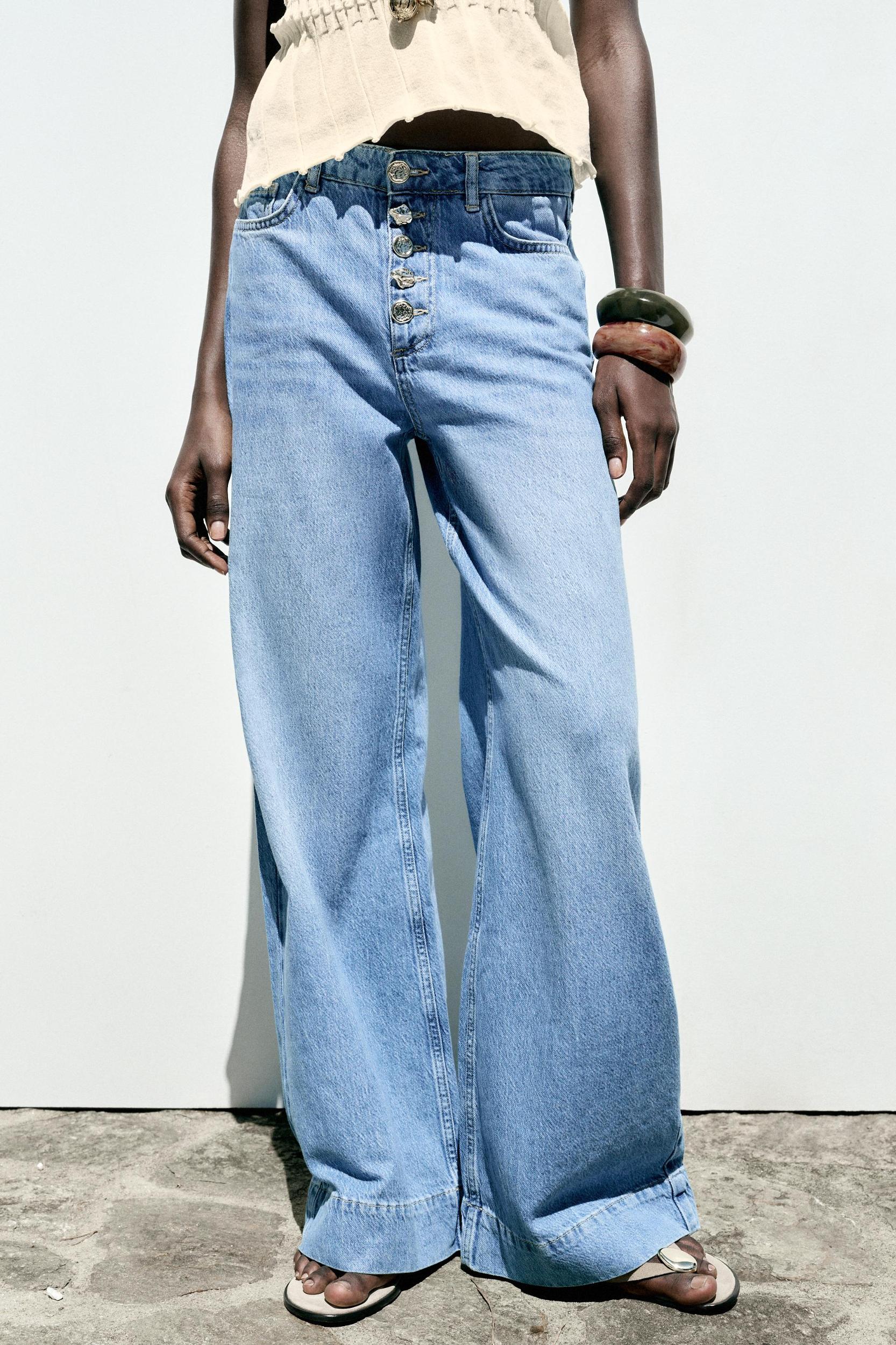 Z1975 HIGH RISE WIDE LEG BUTTON JEANS Product Image