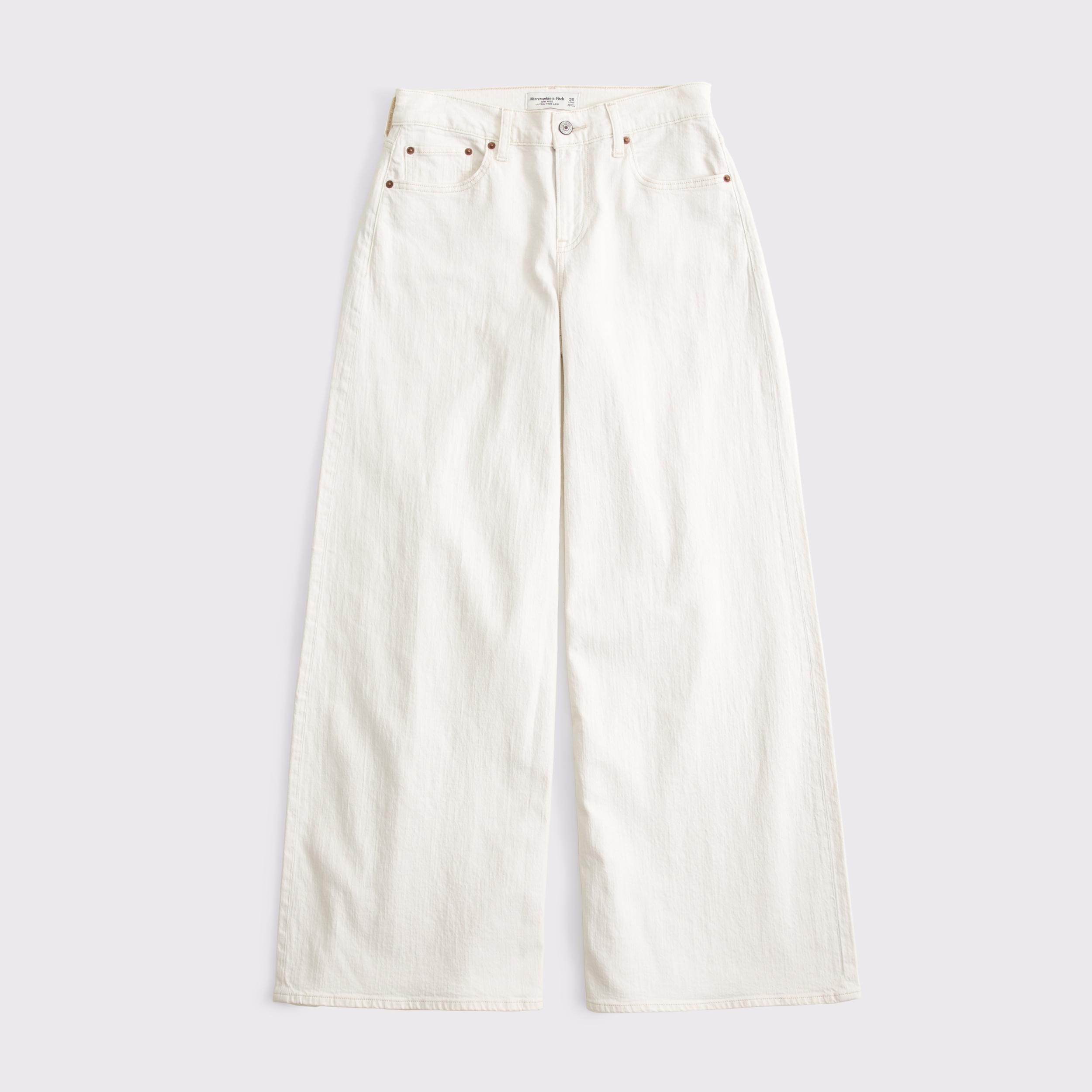 Curve Love Linen-Blend Ultra Wide Leg Jean Product Image