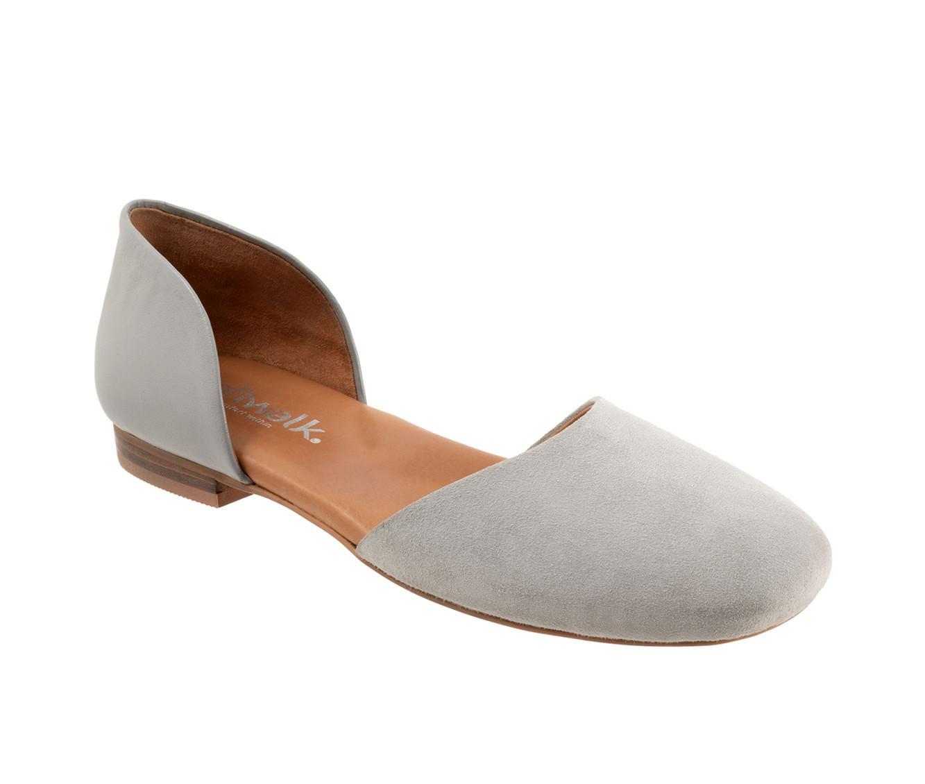 Women's Softwalk Kamari Flats Product Image