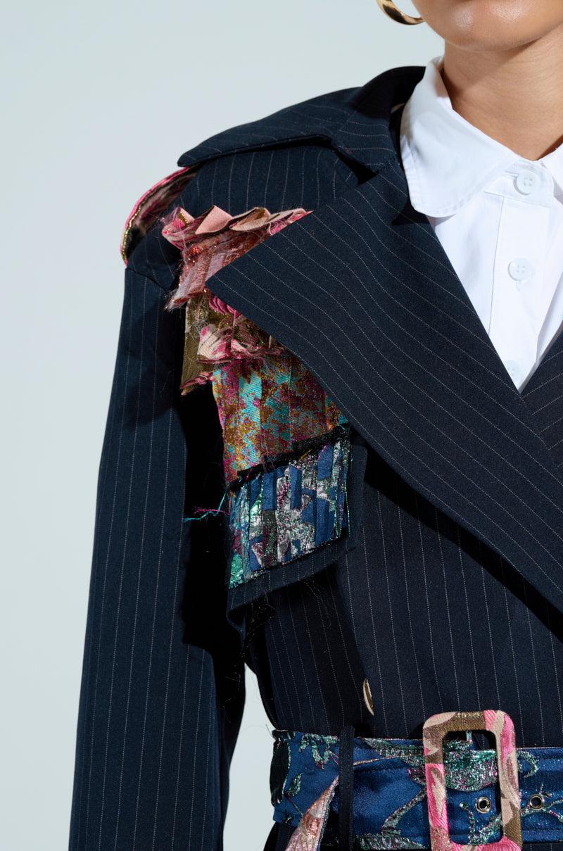 MAKE AN ENTRANCE PATCHWORK TRENCH Product Image