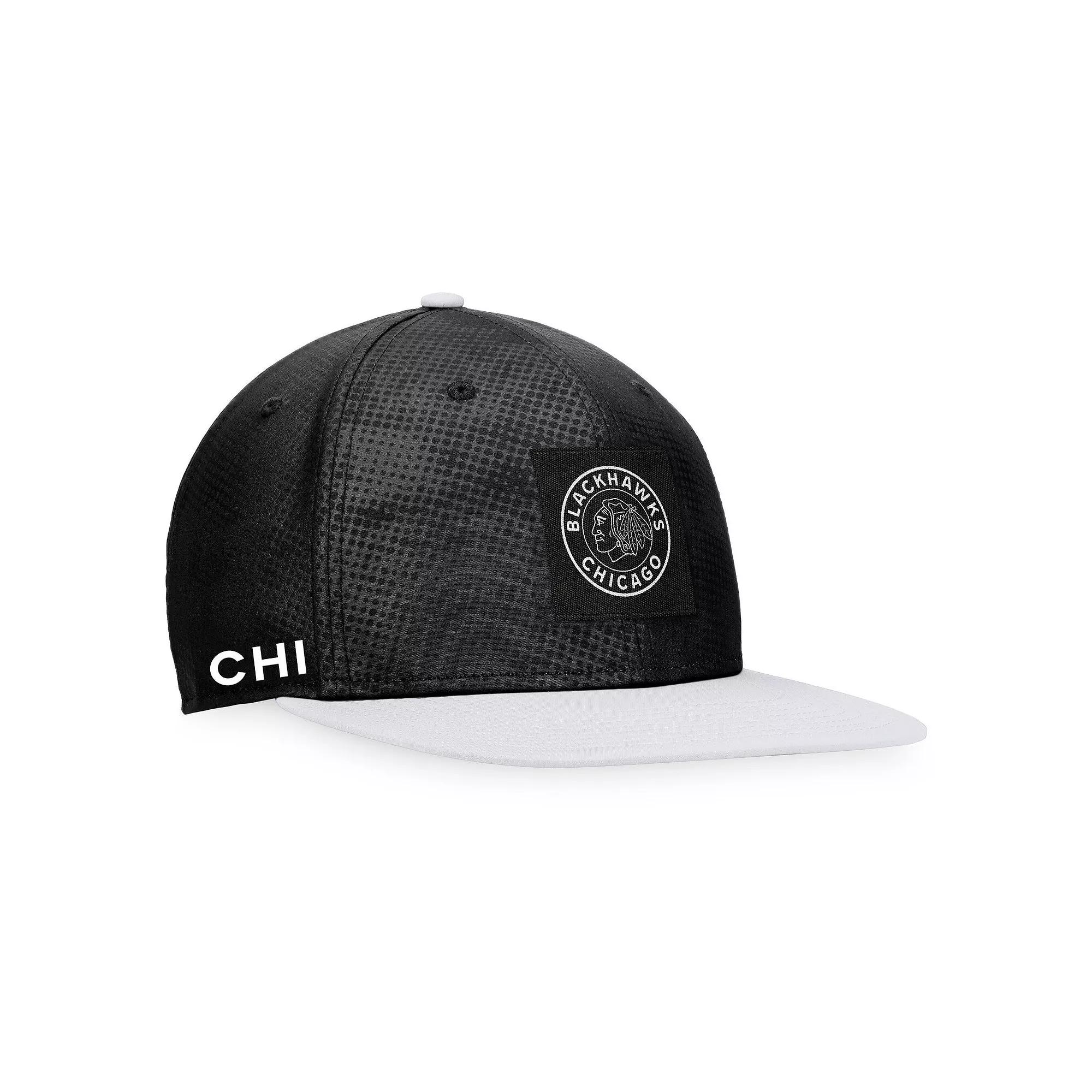 Men's Fanatics Branded Black/White Chicago Blackhawks Authentic Pro Alternate Logo Snapback Hat Product Image