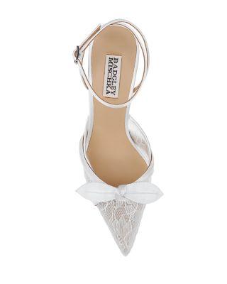 Women's Josie Pointed Pumps Product Image