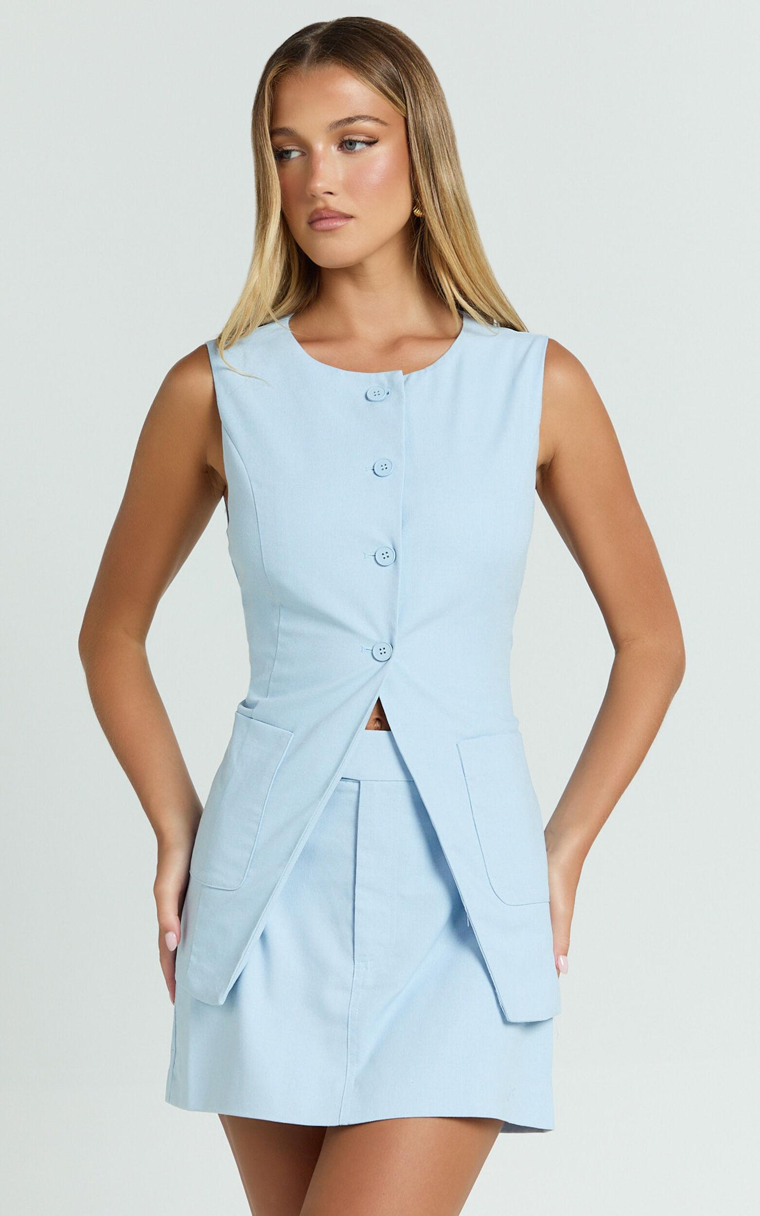 Nicolina Top - Linen Scoop Neck Button Down Vest Top in Pale Blue Product Image