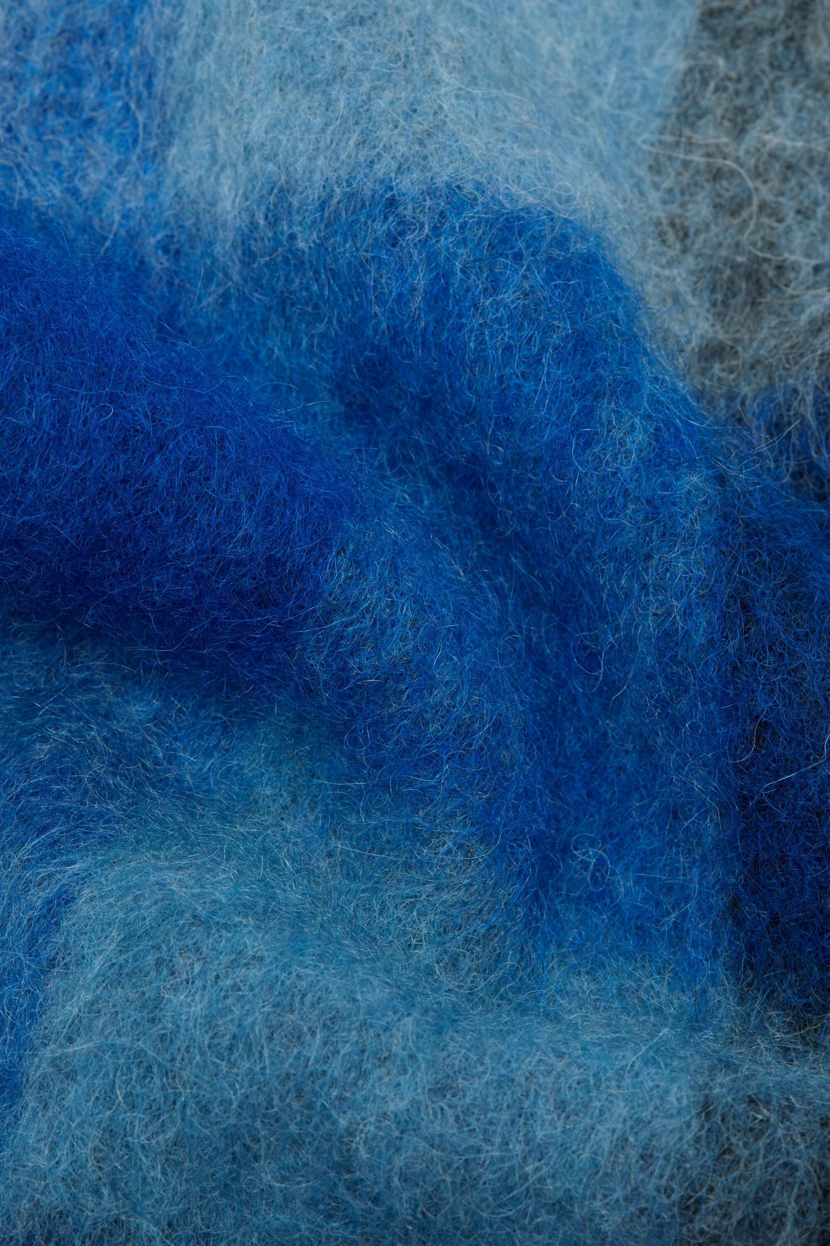 Mohair checked scarf Product Image