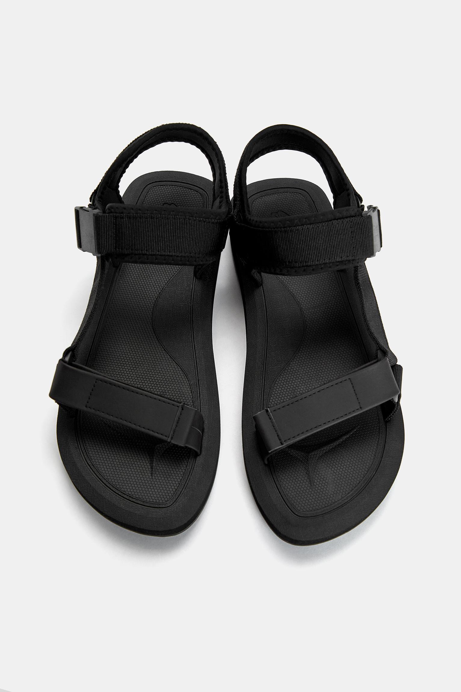 Strappy sandals Product Image
