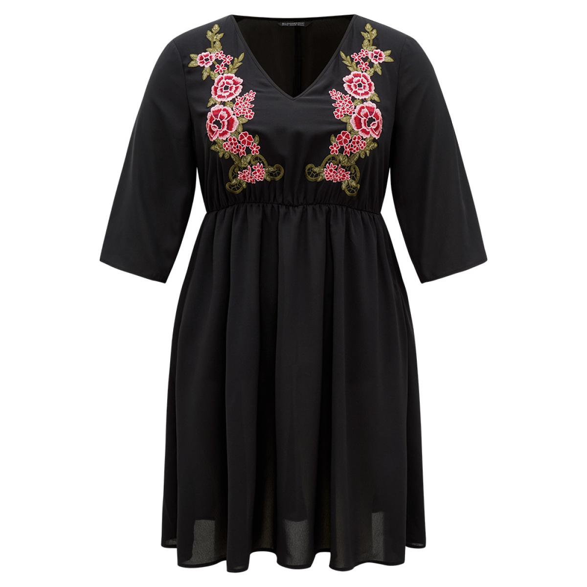 Plus Size Floral Embroidered Pocket V Neck Dress Black Women Vacation Embroidered V-neck Elbow-length sleeve Curvy Midi Dress BloomChic 14-16/1X Product Image