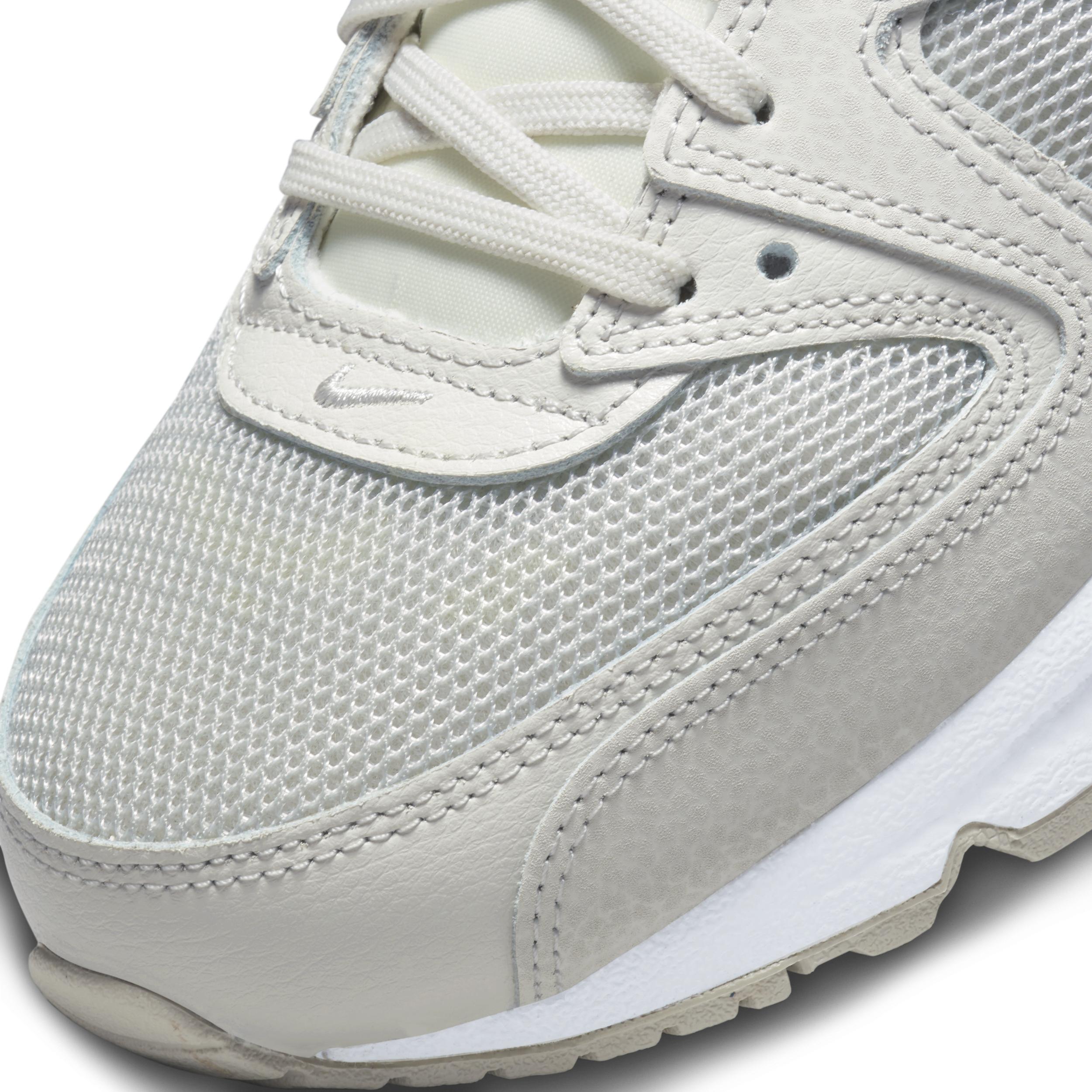 Nike Womens Air Max Command Shoes | 397690-018 Product Image