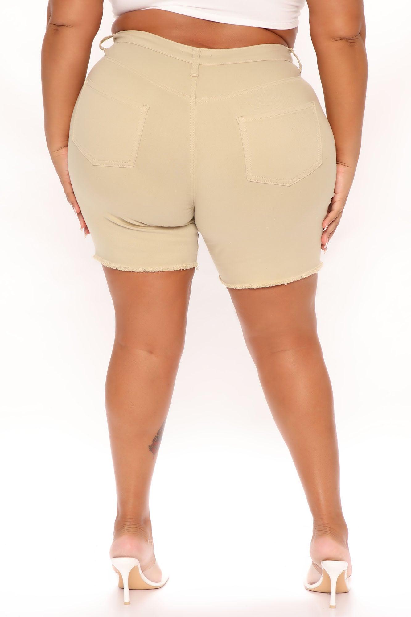 Gone Fishing Shorts - Khaki Product Image
