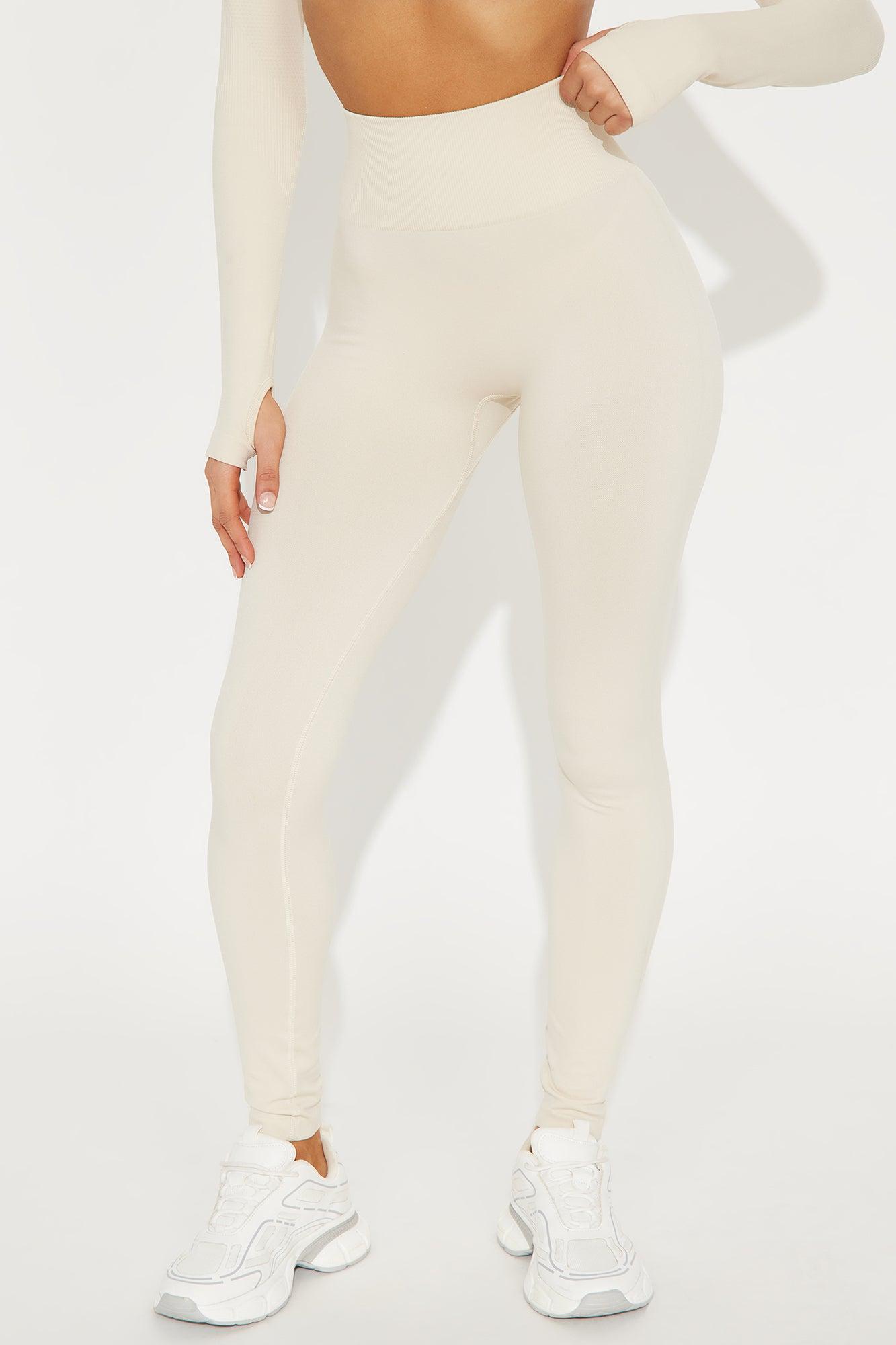 Smooth Sculpt Seamless Active 7/8 Legging - Cream Product Image