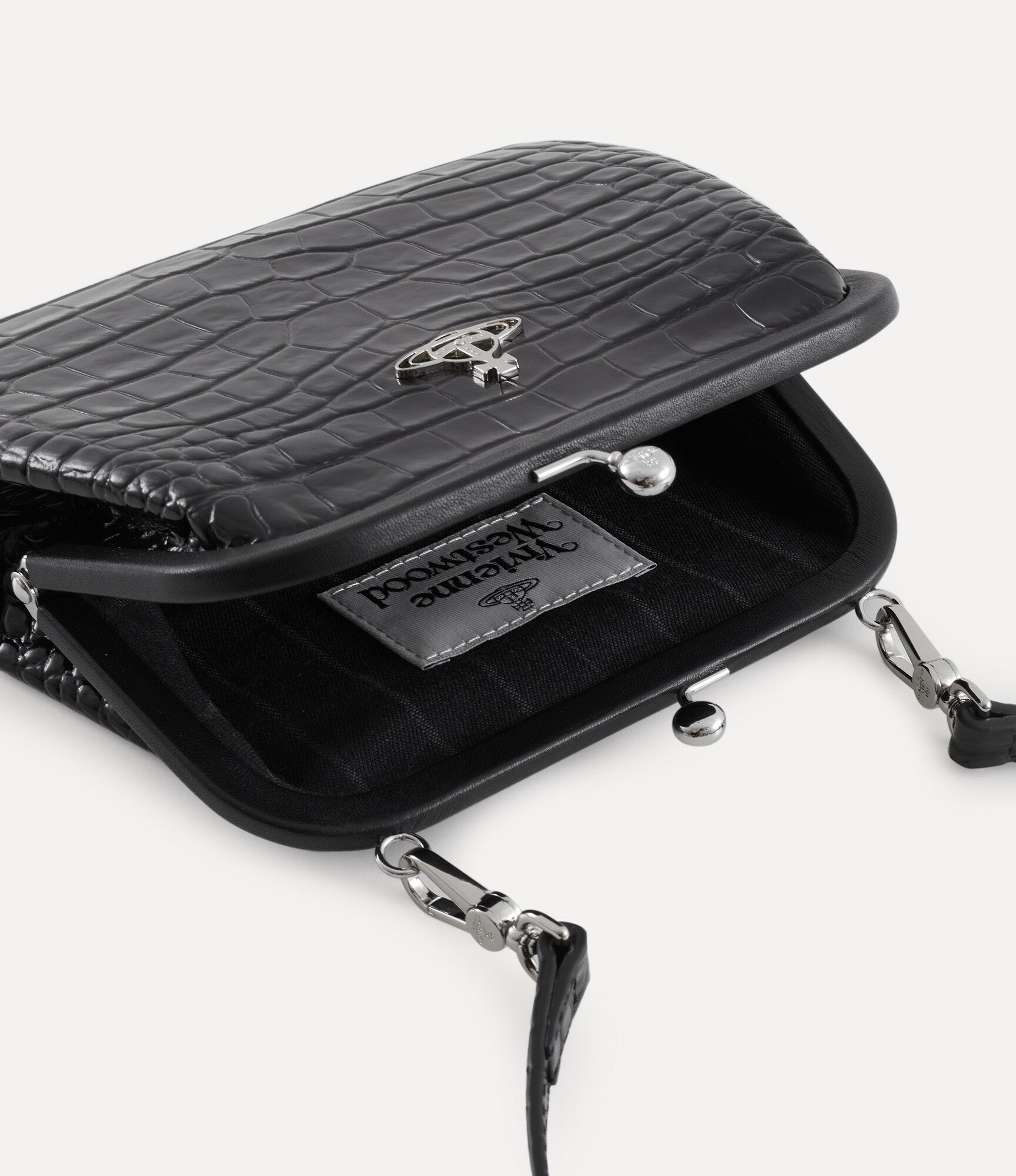 Vivienne's Clutch Product Image