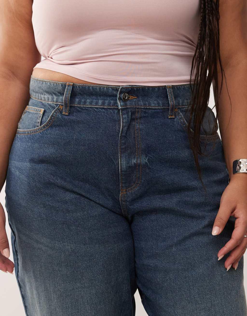 COLLUSION X001 Plus antifit jeans in dirty wash Product Image